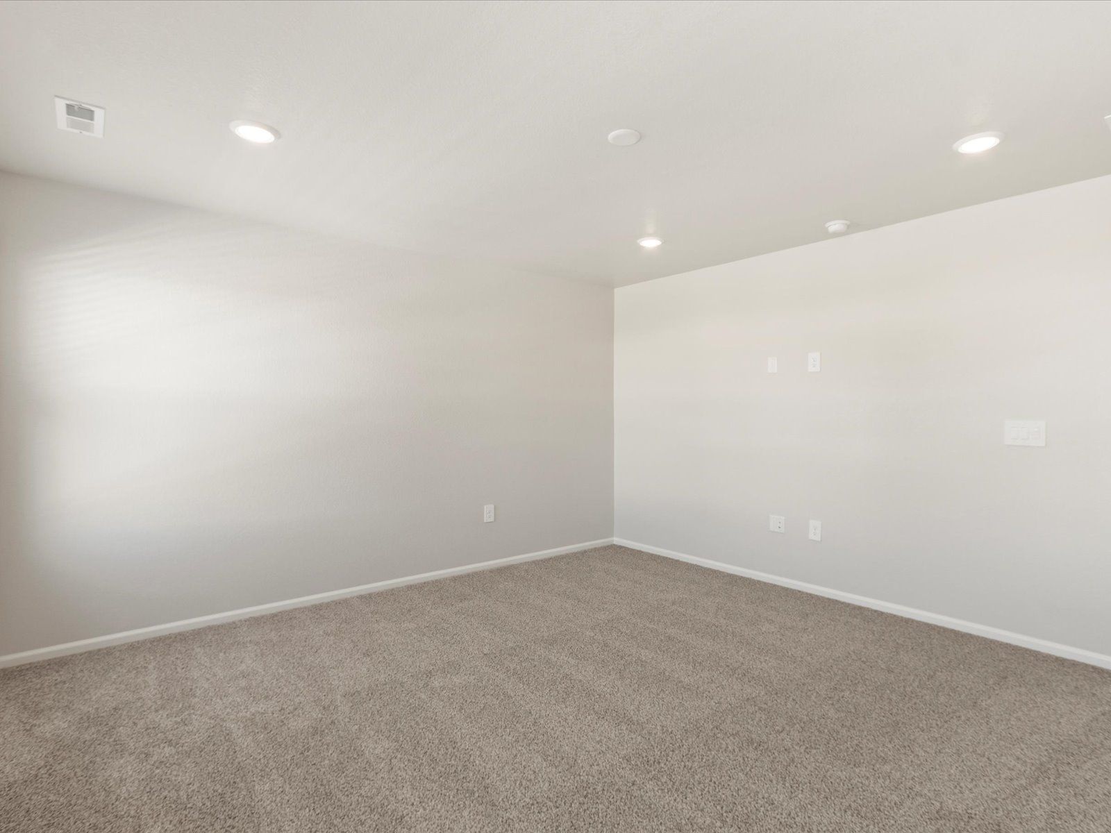The Chatfield floorplan interior image taken at a Meritage Homes community in Northern Colorado.