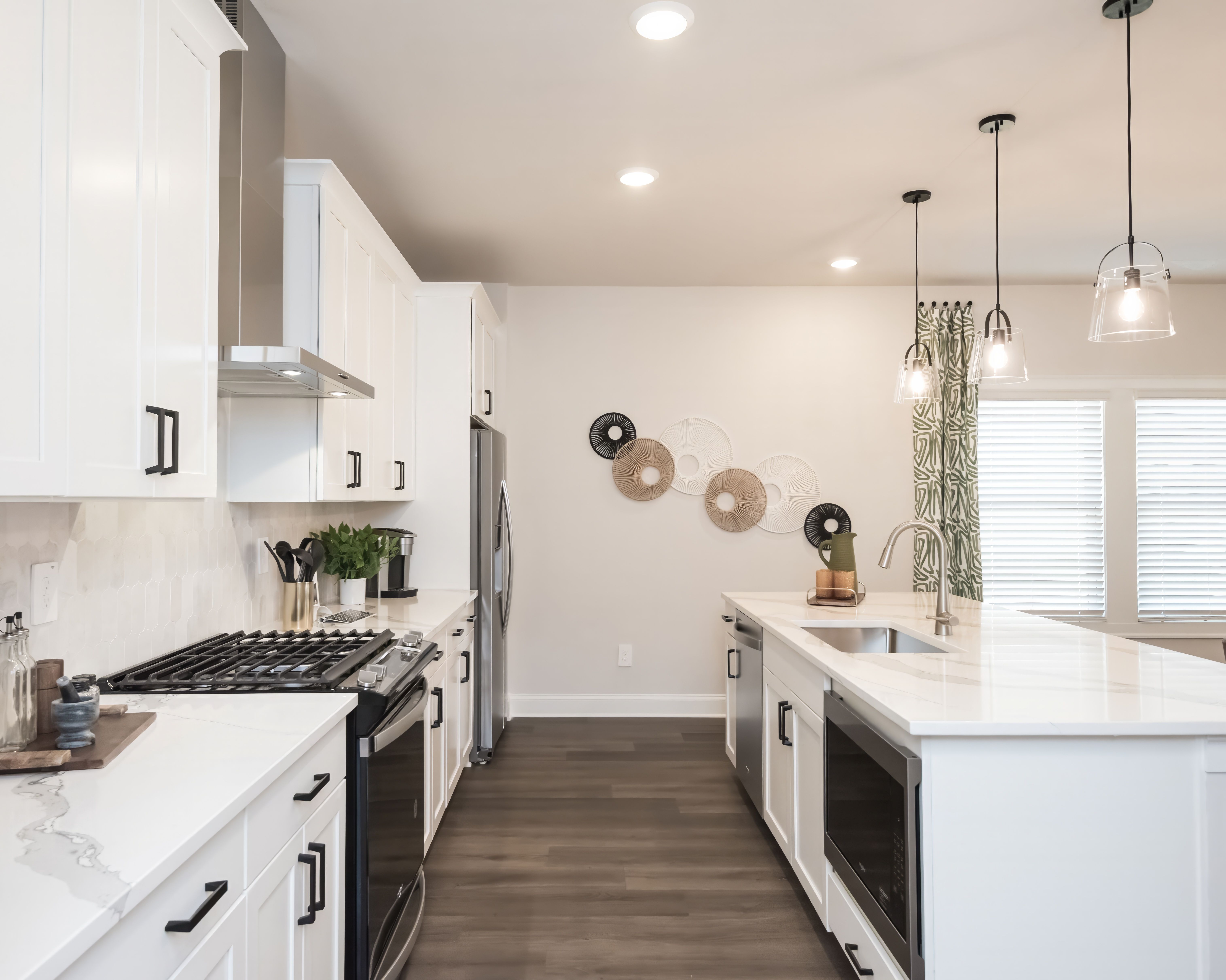 Kitchen in the Cromwell floorplan at a Meritage Homes community in Atlanta, GA.