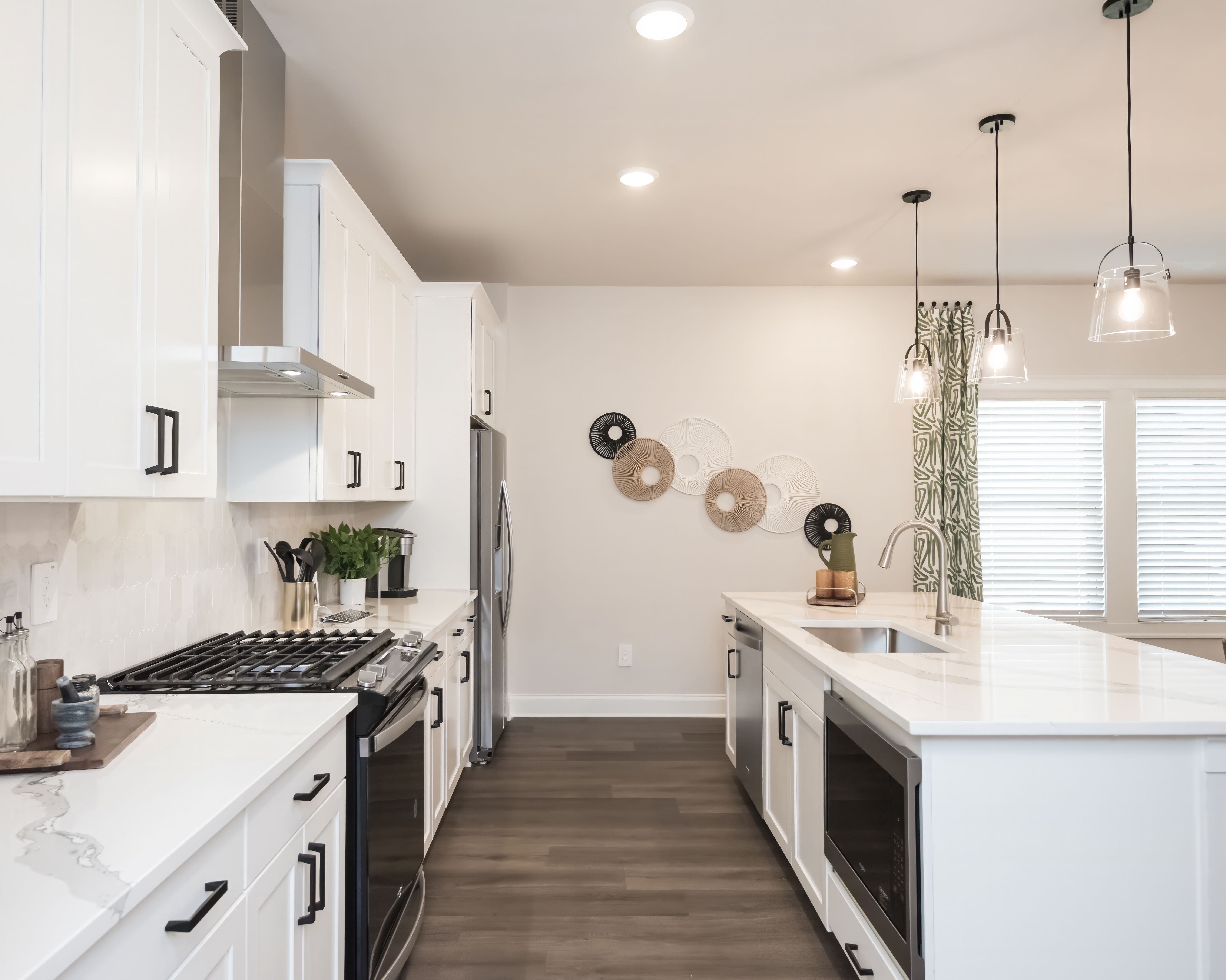 You will never miss a meal in the beautifully designed, spacious kitchen.