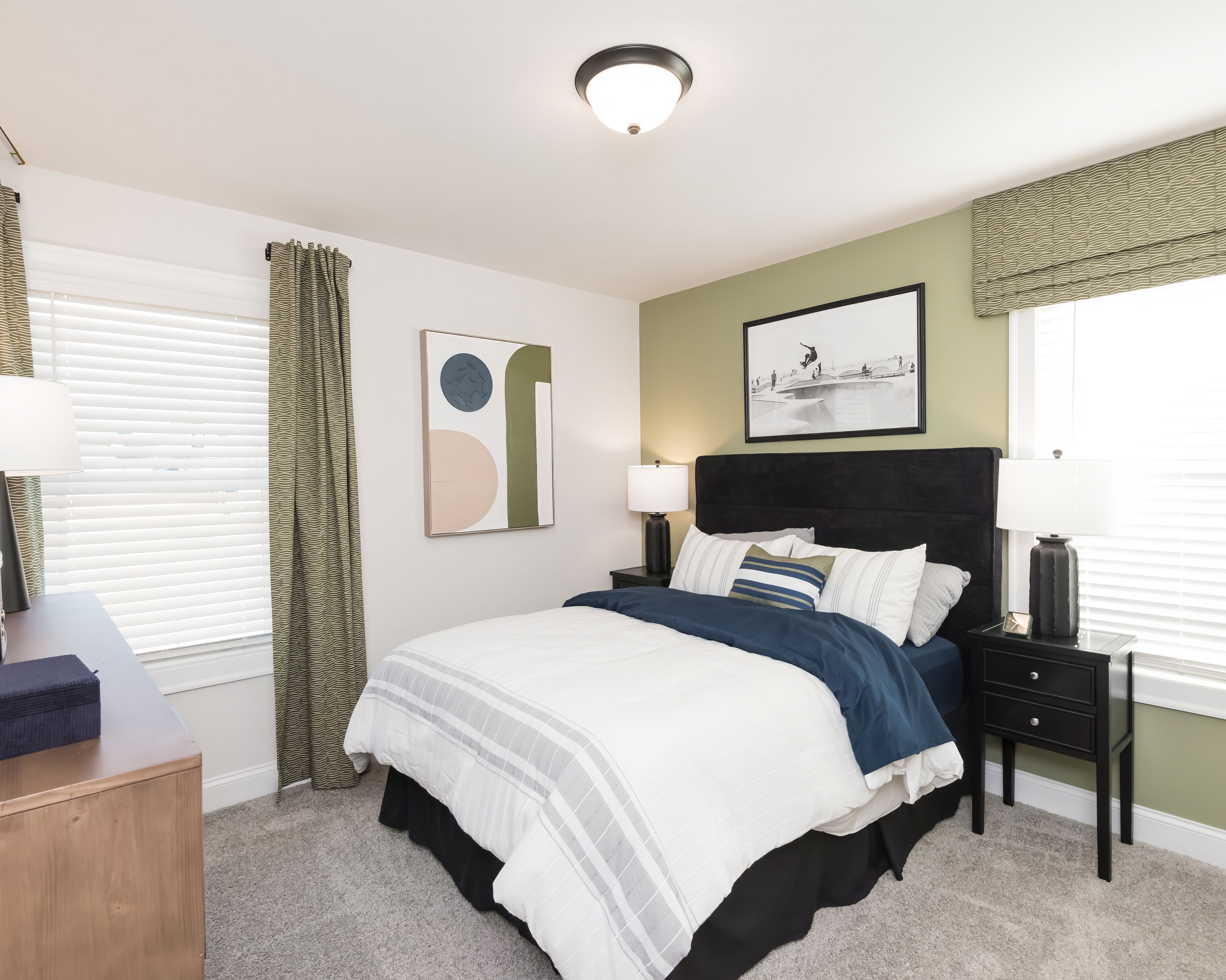 Secondary bedroom in the Cromwell floorplan at a Meritage Homes community in Atlanta, GA.
