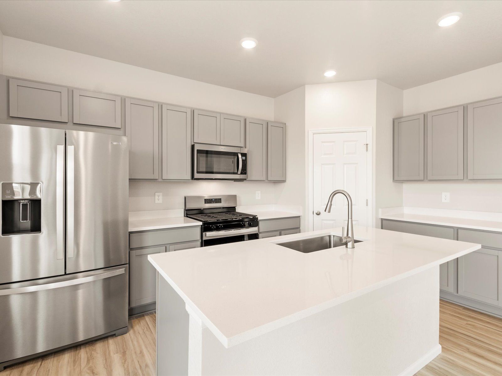 The Twin Peaks interior image taken at a Meritage Homes community in Severance, CO.