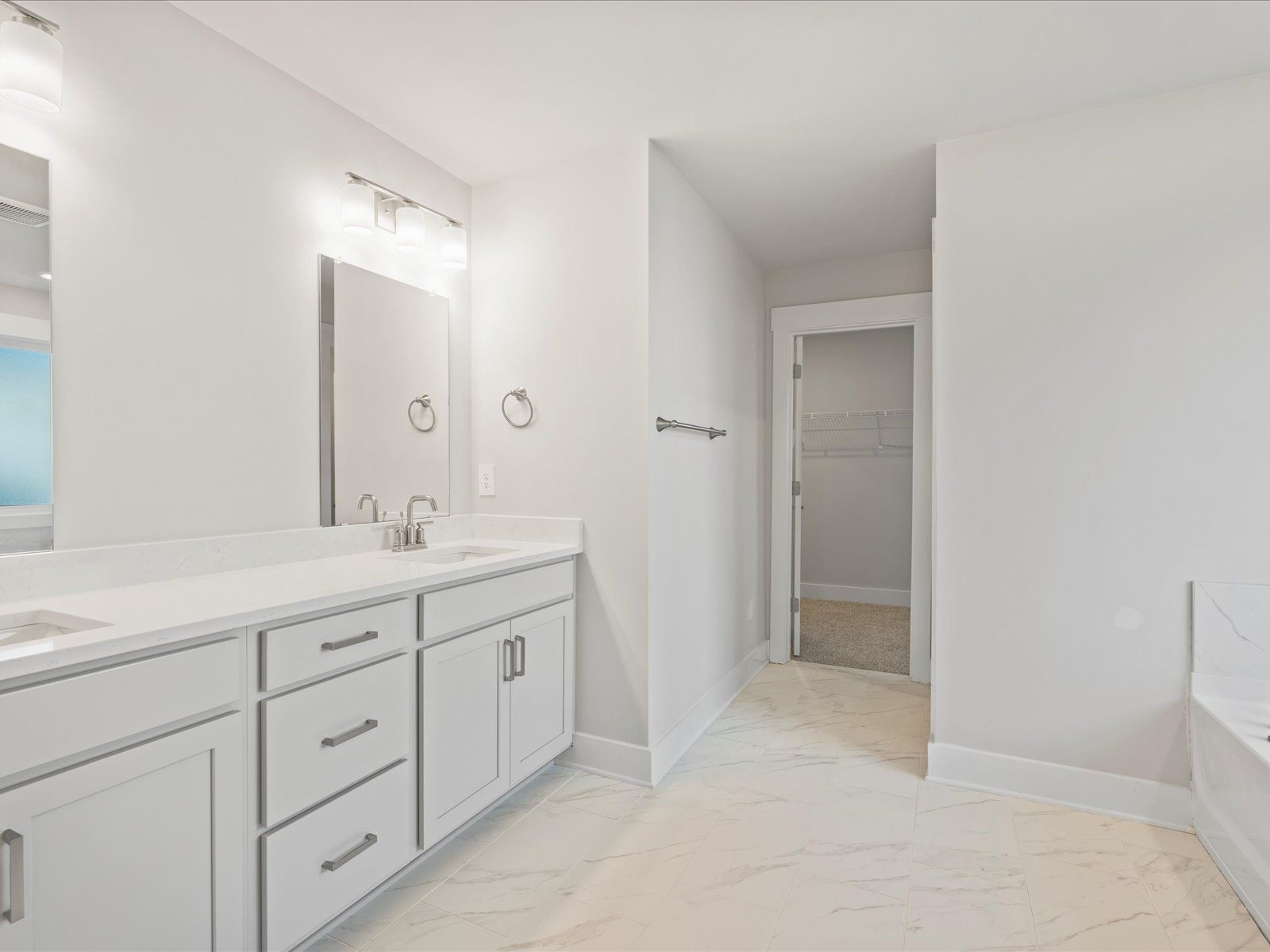 Welcome to the Dakota floorplan at Cedar Shoals - Signature Collection.