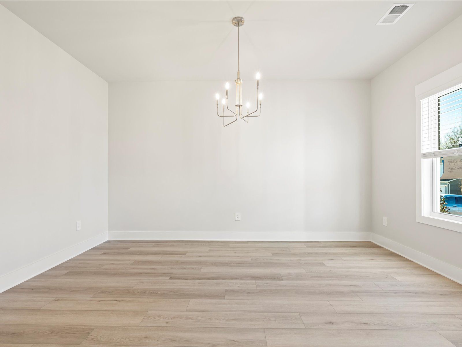 Welcome to the Dakota floorplan at Cedar Shoals - Signature Collection.