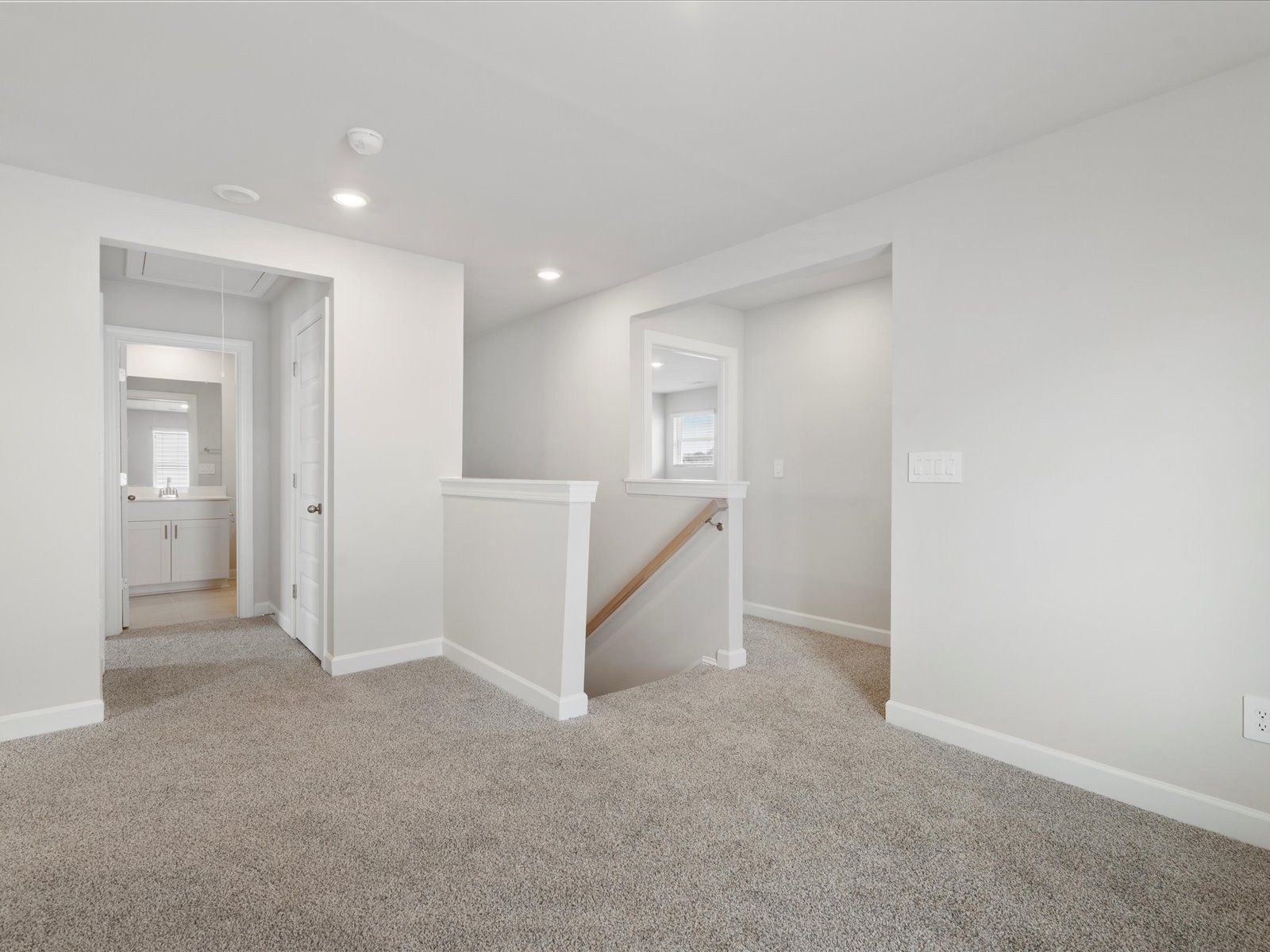 Welcome to the Dallas floorplan at Village White Pine.