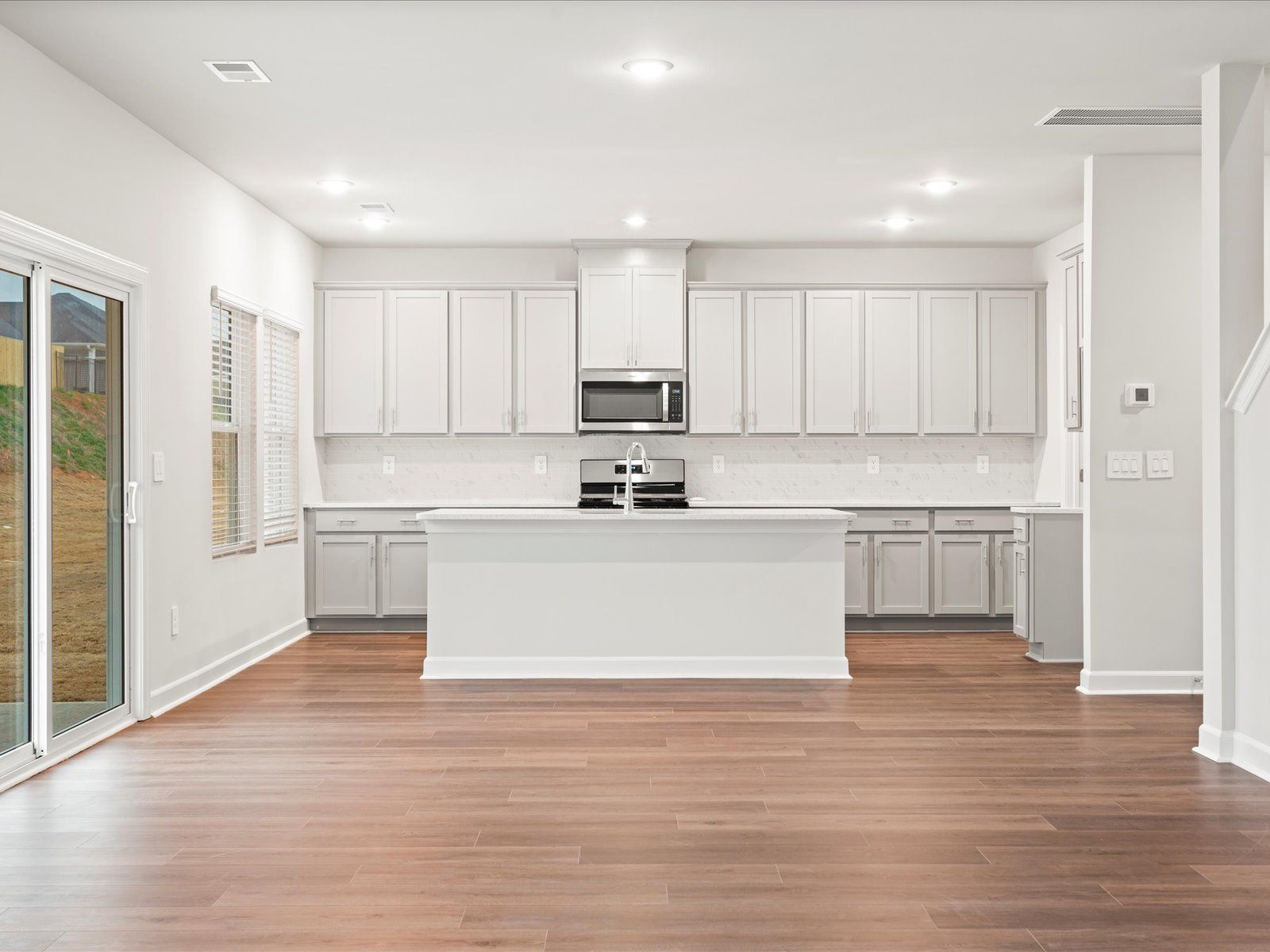 Welcome to the Dakota floorplan at The Farm at Wells Creek - Signature Collection.