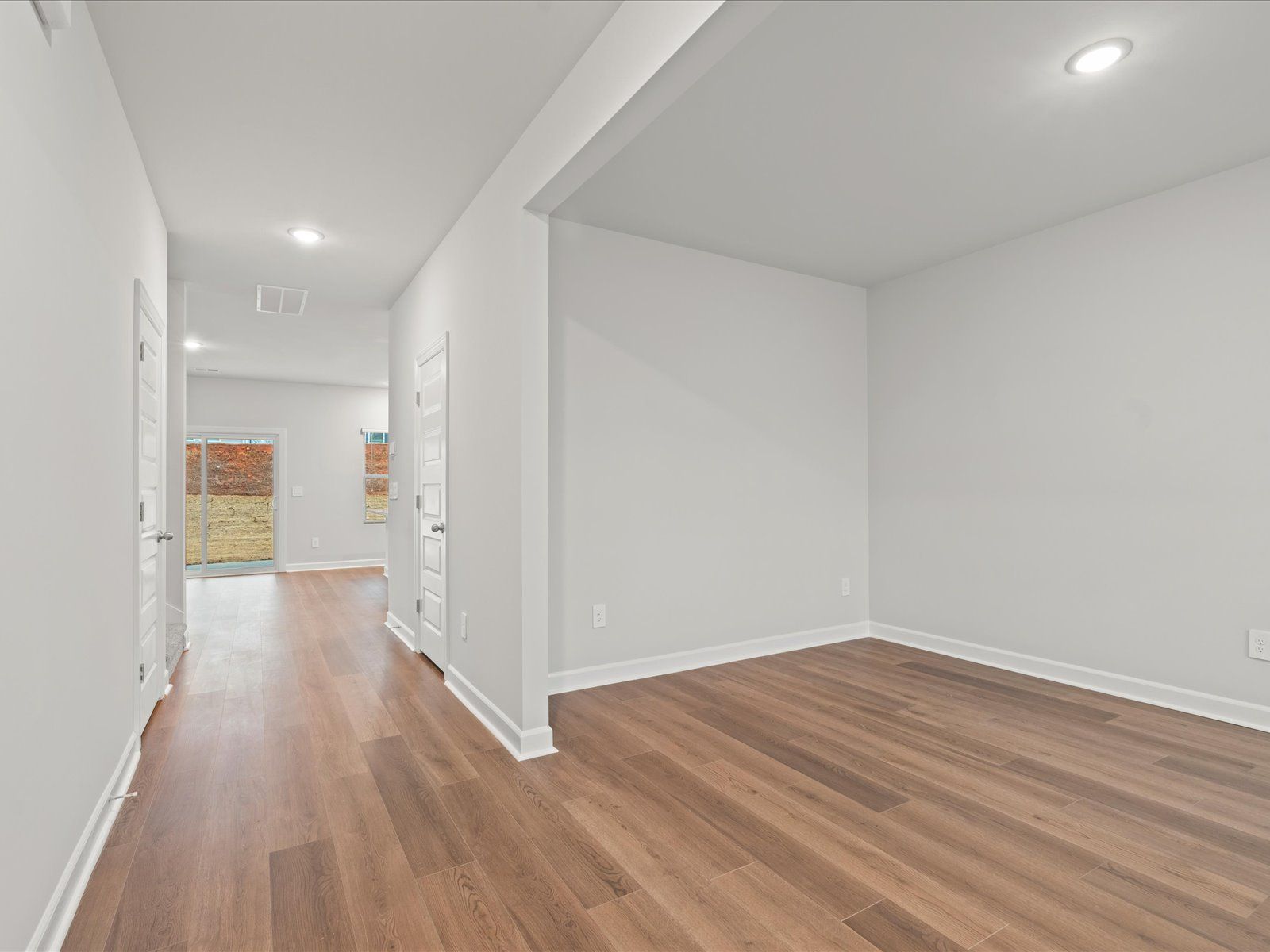 Welcome to the Dakota floorplan at The Farm at Wells Creek - Signature Collection.