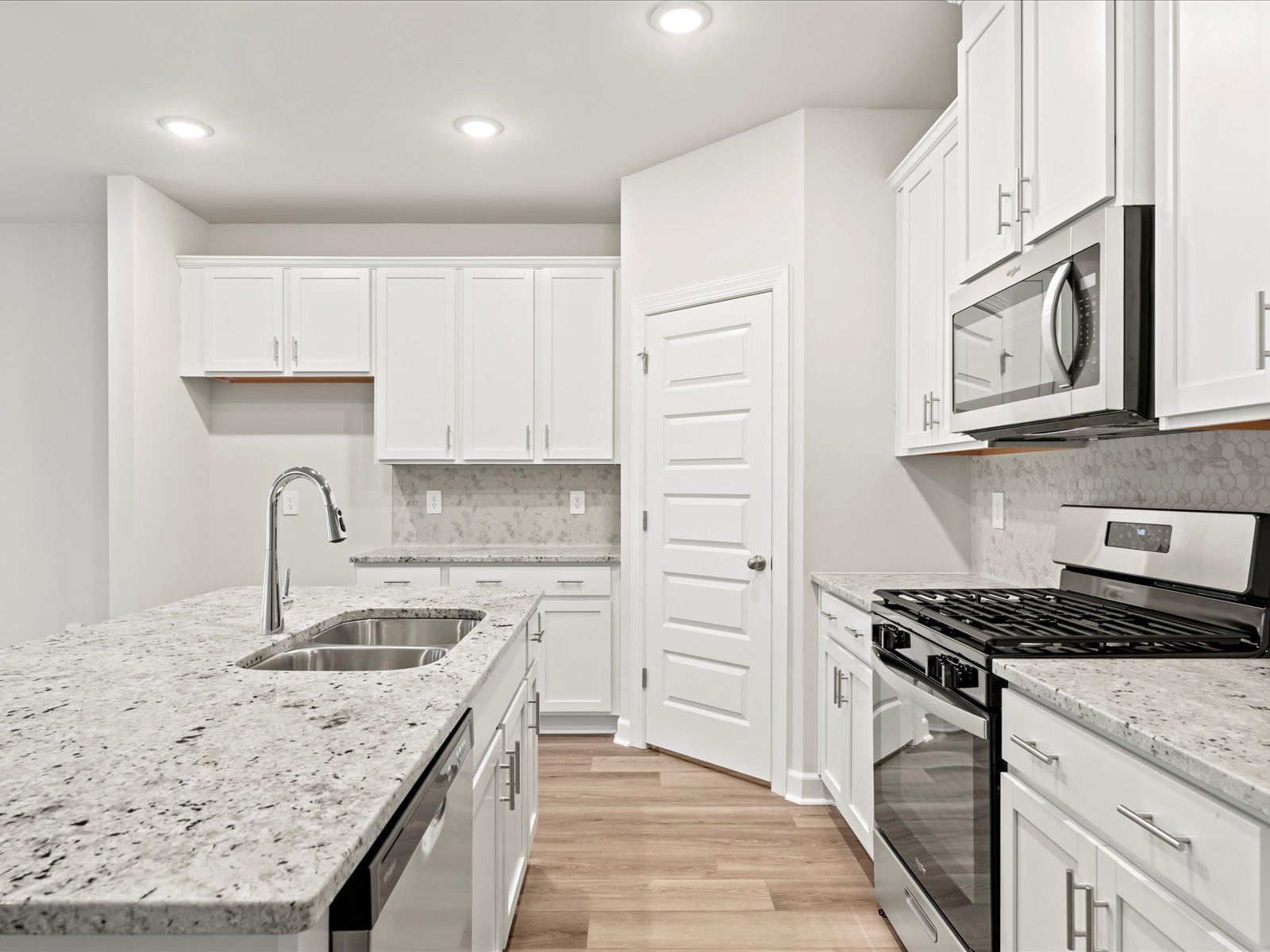 Welcome to the Brentwood floorplan at The Farm at Wells Creek - Signature Collection.