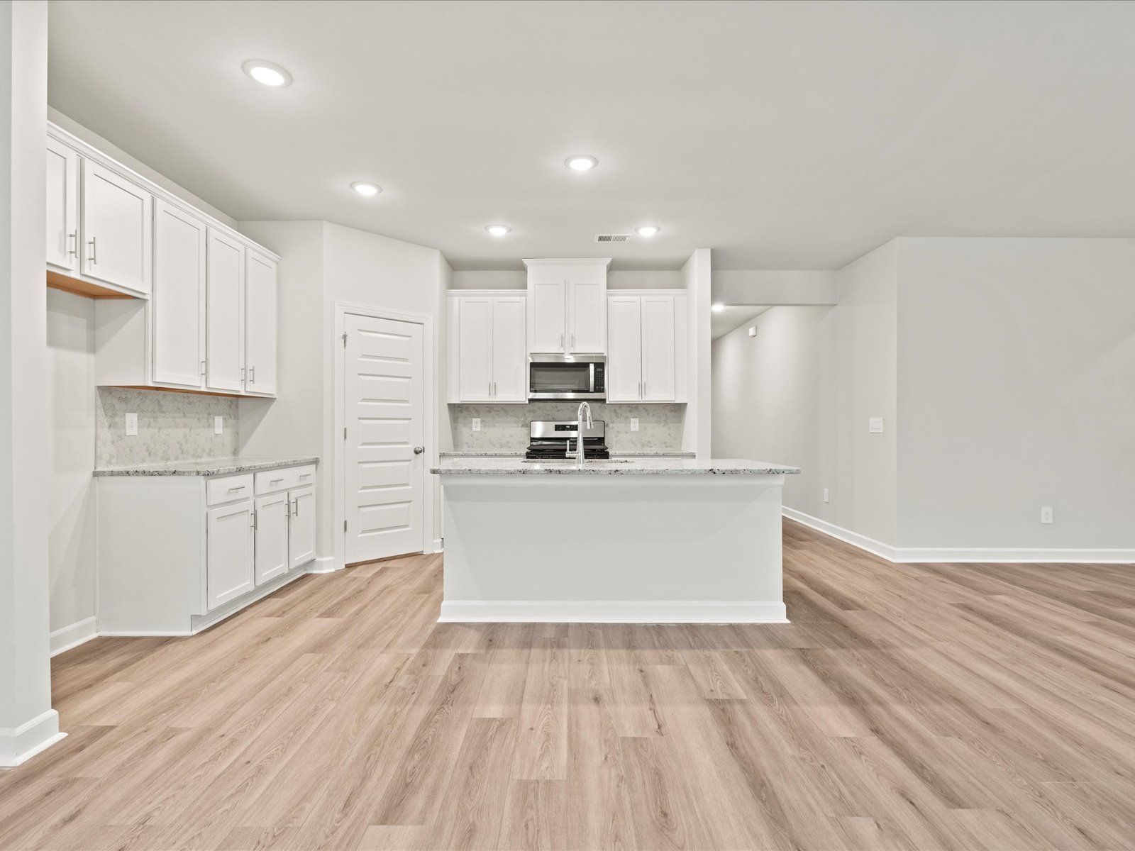 Welcome to the Brentwood floorplan at The Farm at Wells Creek - Signature Collection.