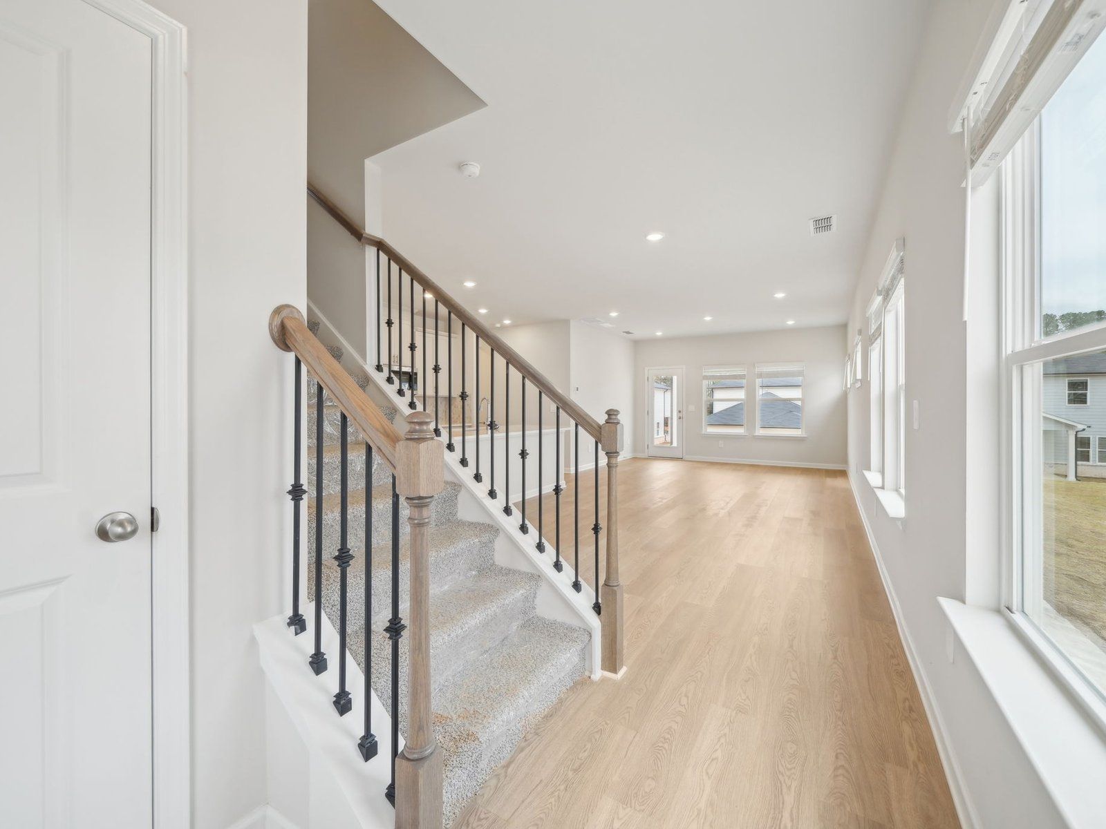 The Roswell floorplan with the Divine Harbor interior package.