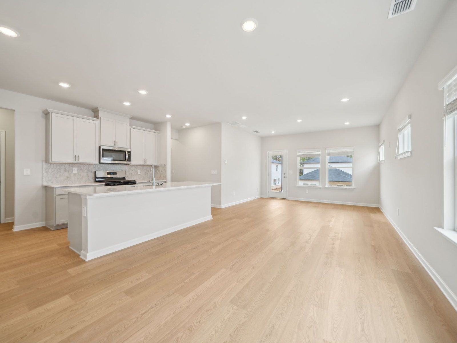 The Roswell floorplan with the Divine Harbor interior package.