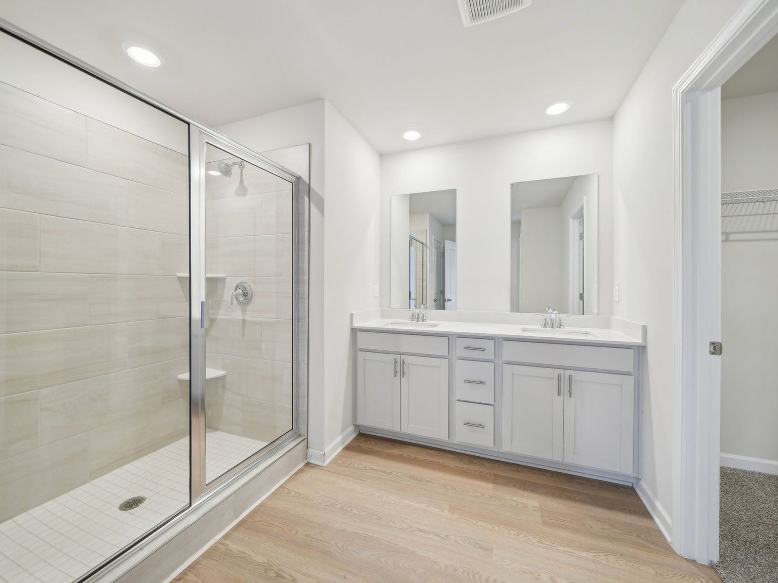 The Roswell floorplan with the Divine Harbor interior package.