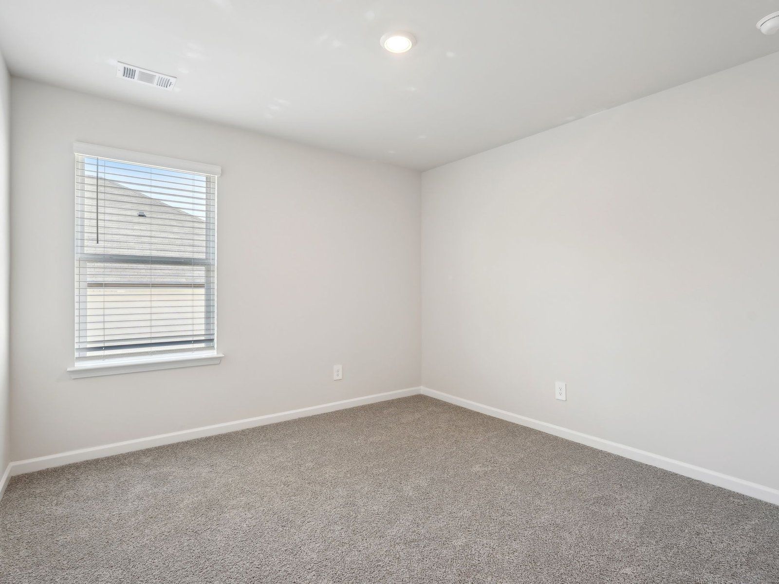 The Dakota floorplan with the Sleek 1 interior package.