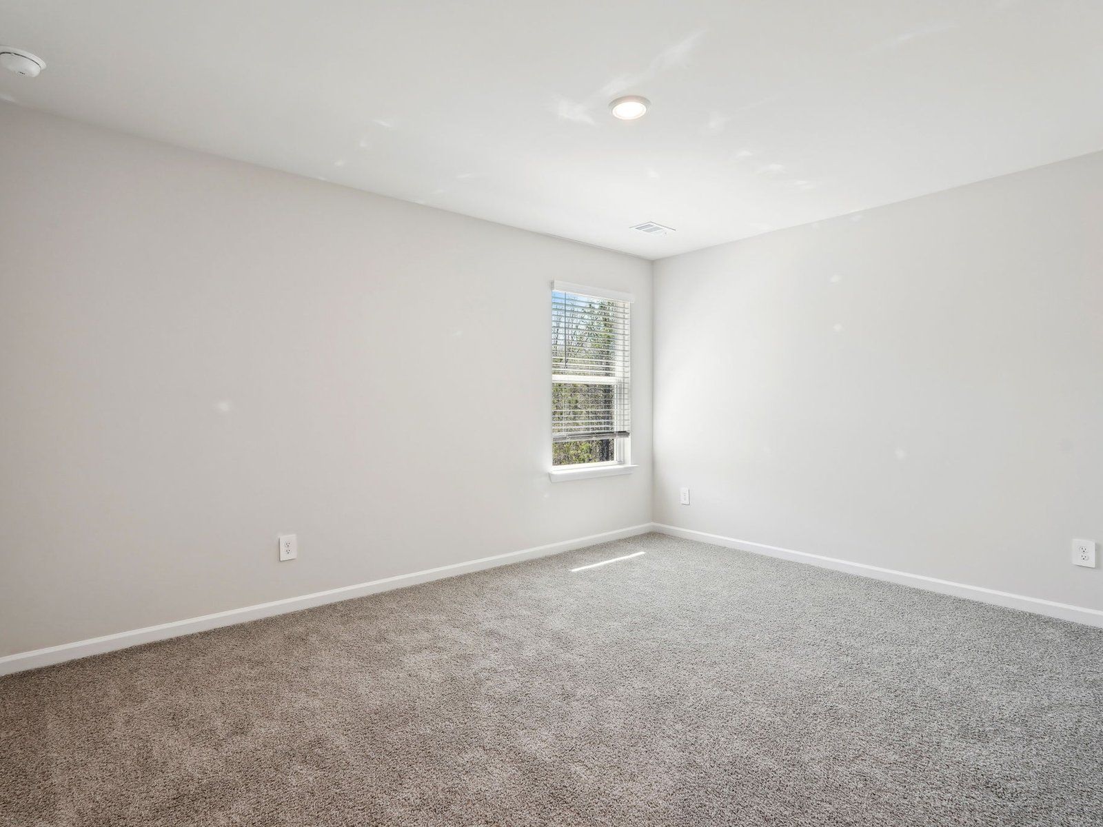 The Dakota floorplan with the Sleek 1 interior package.