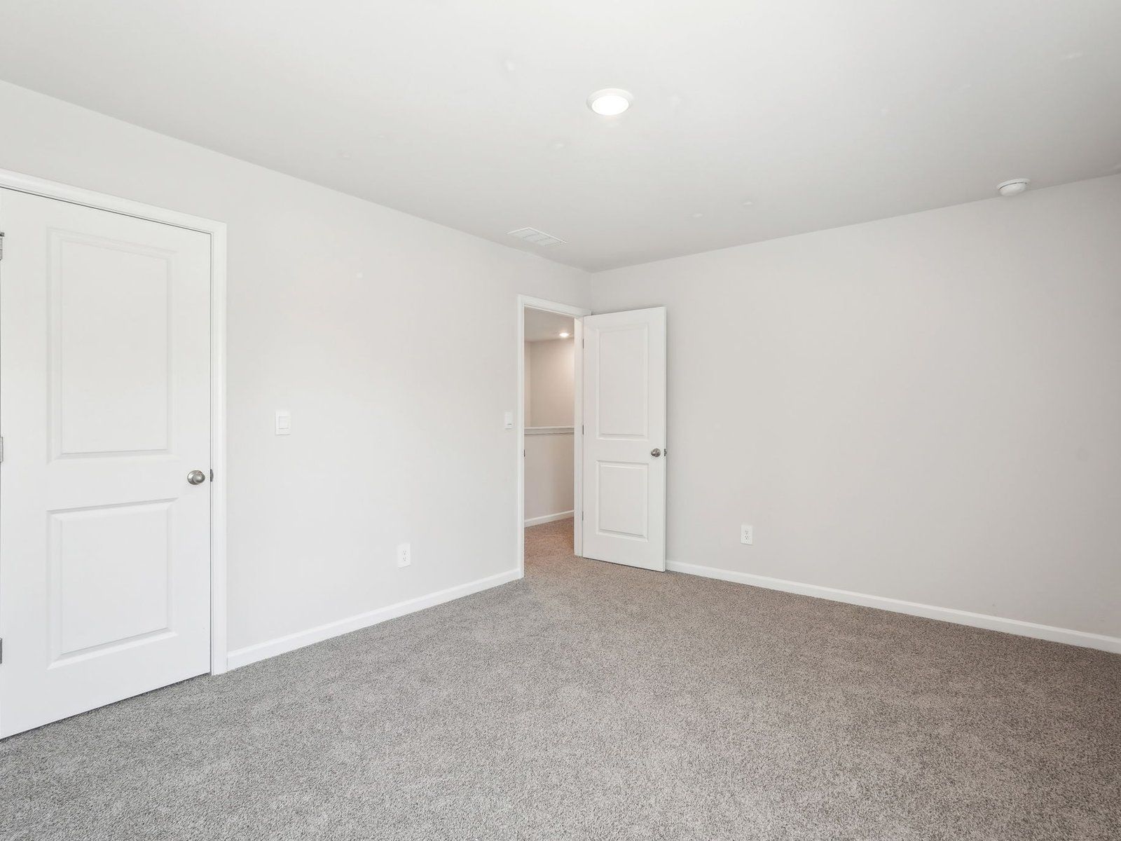 The Dakota floorplan with the Sleek 1 interior package.
