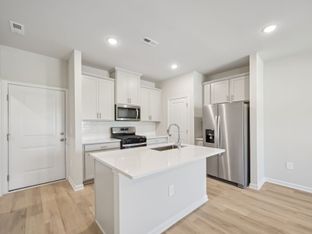 Bloomfield - Cadence Meadows Townes: Zebulon, North Carolina - Meritage Homes