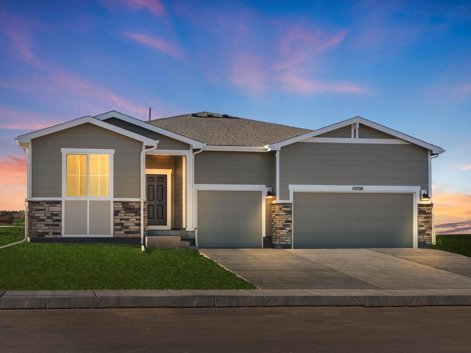 The Granby floorplan image modeled at a Meritage Homes community in Falcon, CO.