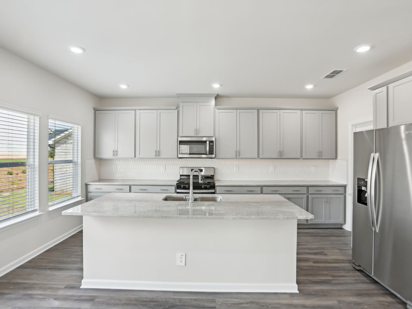The Dakota floorplan with the Distinct Grey interior package.