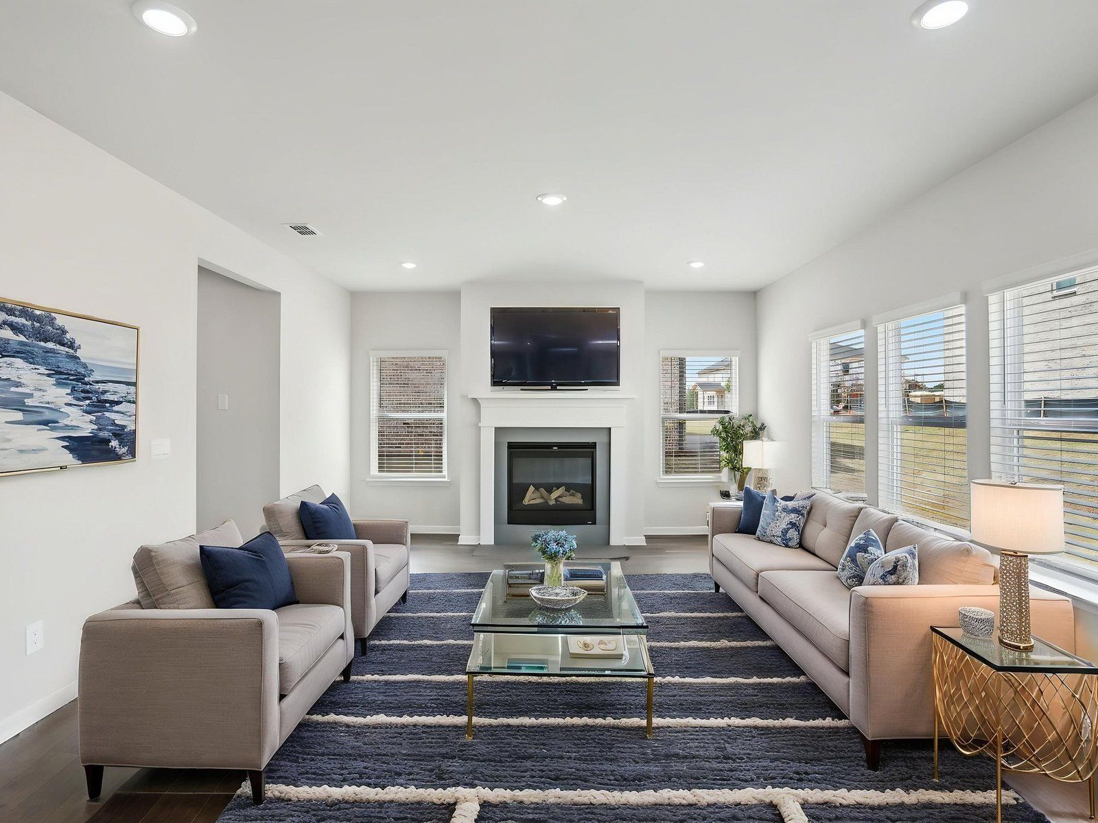 The Dakota floorplan with the Distinct Grey interior package.