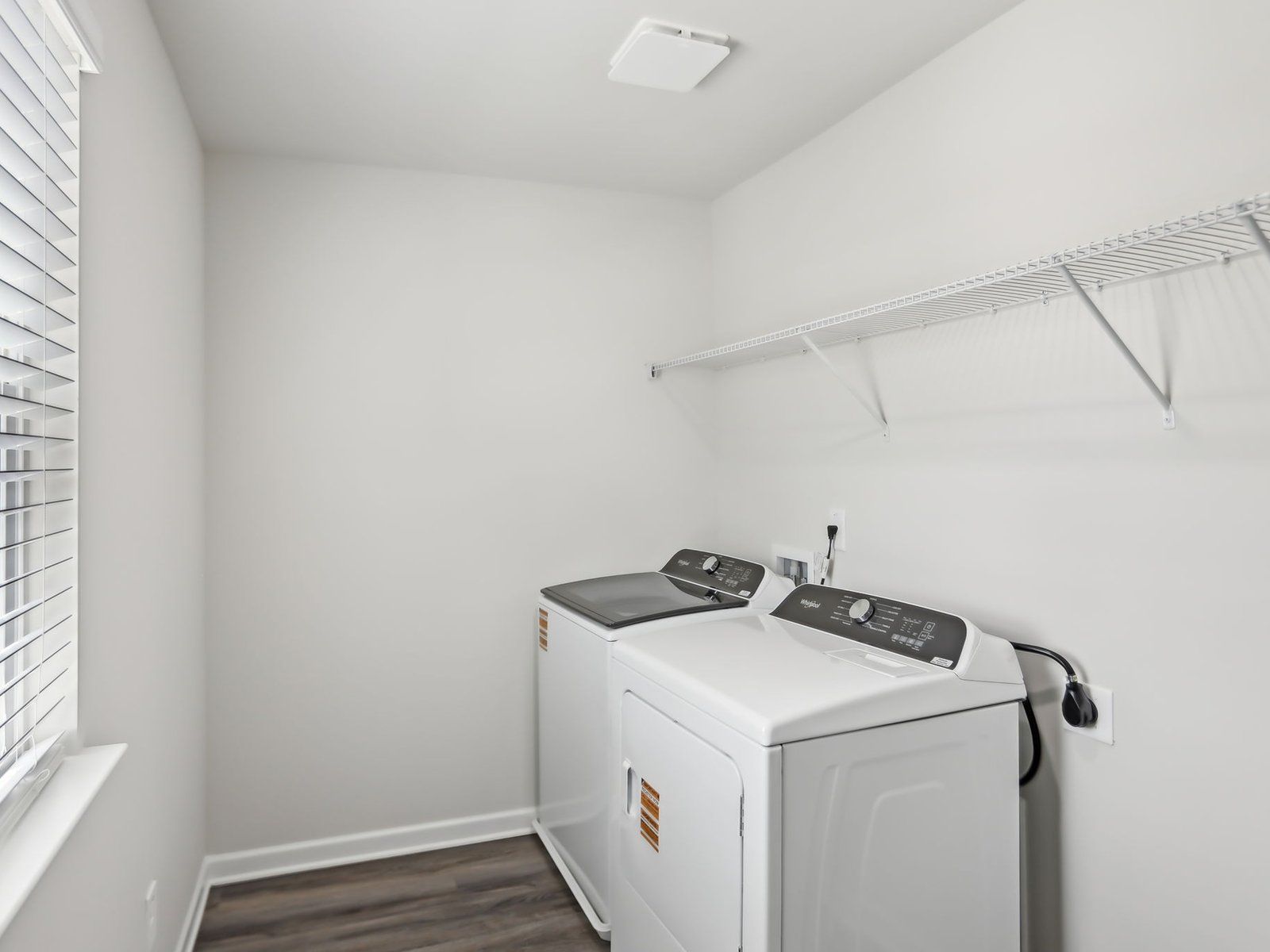 The Dakota floorplan with the Distinct Grey interior package.