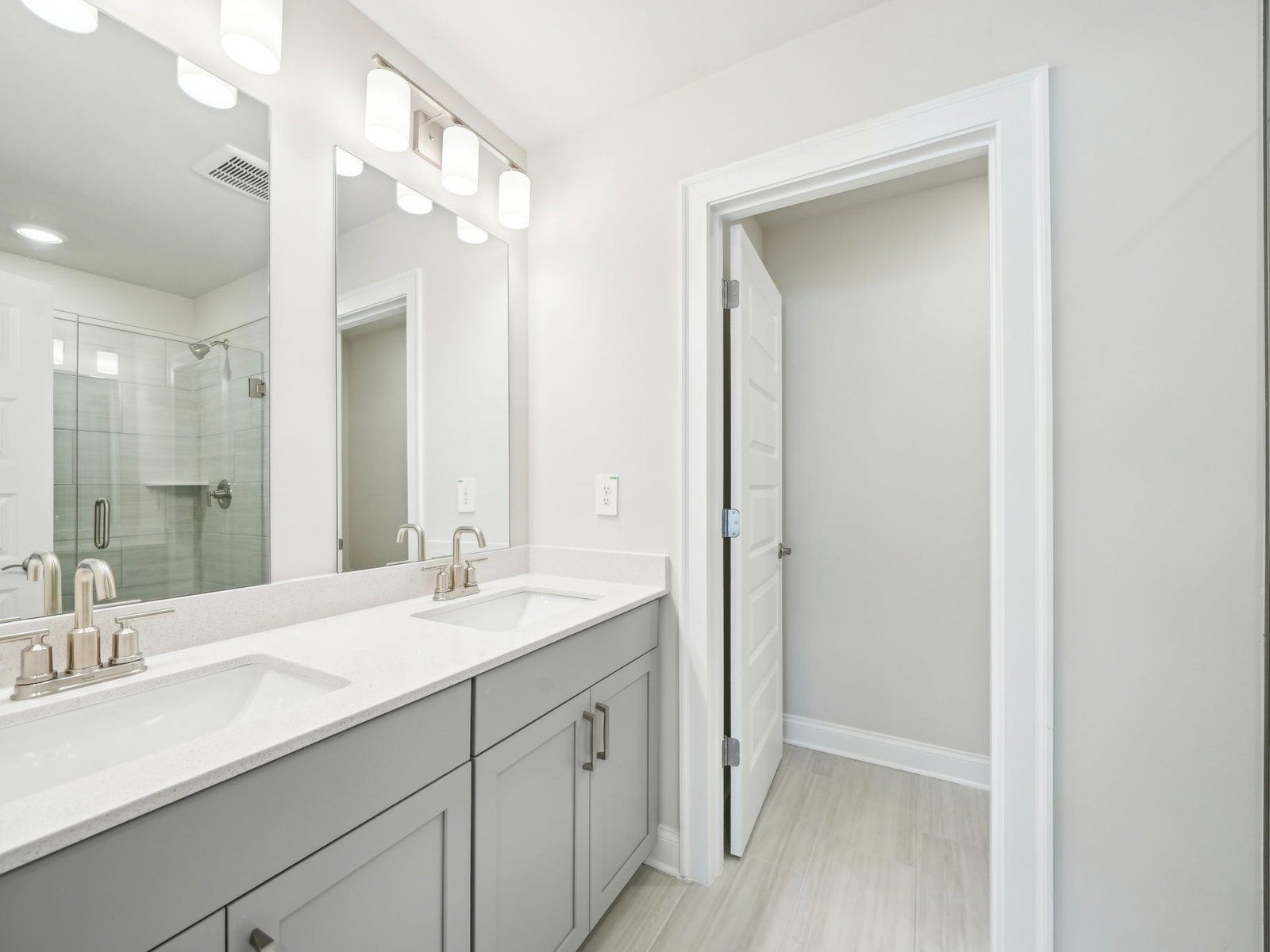 Primary Bathroom in the Oleander floorplan at a Meritage Homes community in Atlanta, GA.
