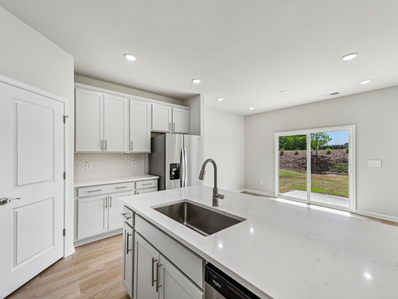 591 White Birch Ln (Chatham)