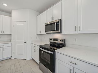 Daphne - Lakes at Bella Lago - Signature Series: Green Cove Springs, Florida - Meritage Homes