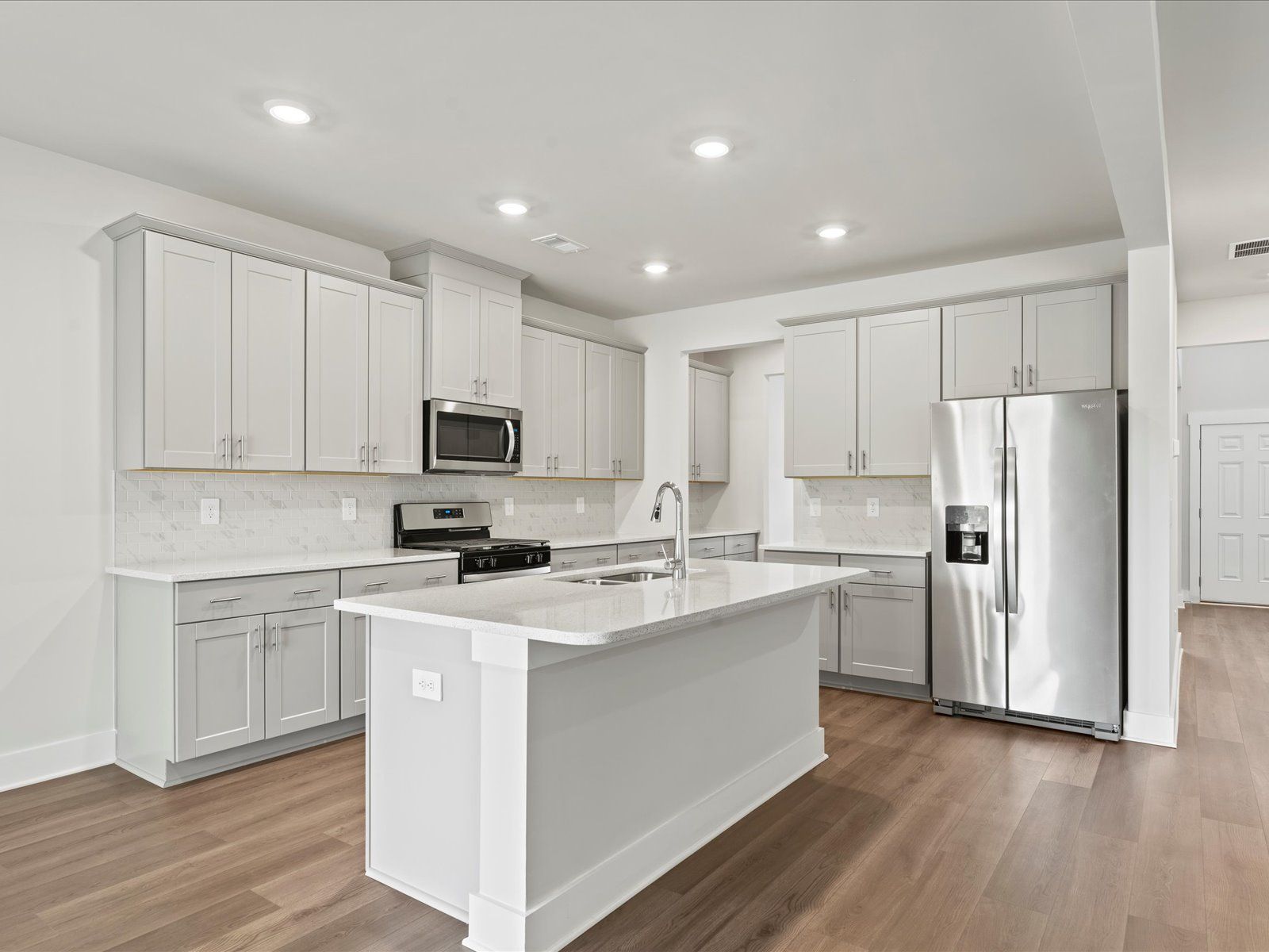 207 ABRAHAM WAY (Oakley)