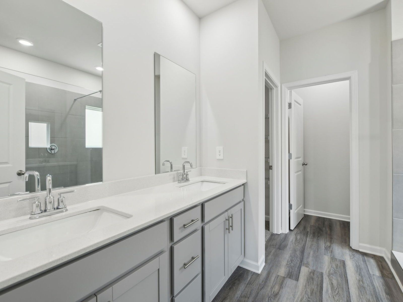 The Northbrook floorplan with the Distinct Gray interior package.