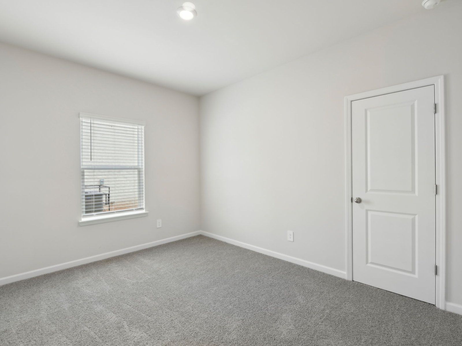 7796 Richmond Trail. Fairburn, GA 30213