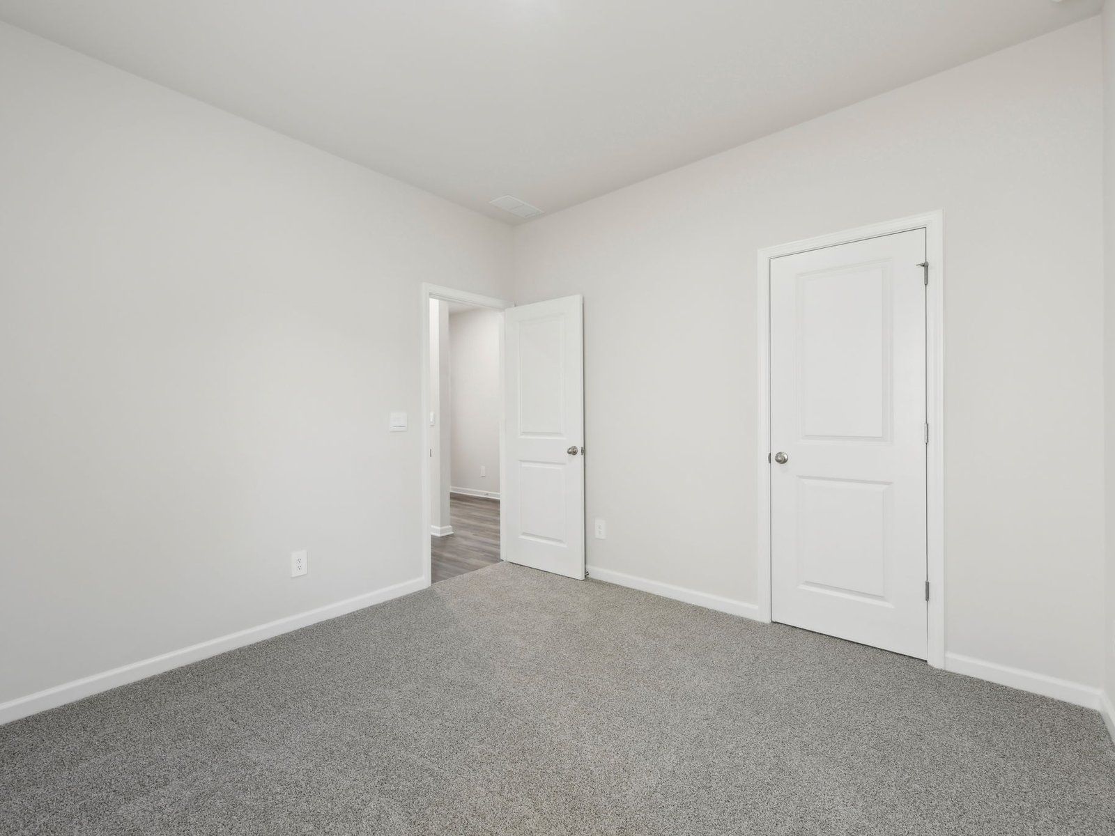 The Northbrook floorplan with the Distinct Gray interior package.