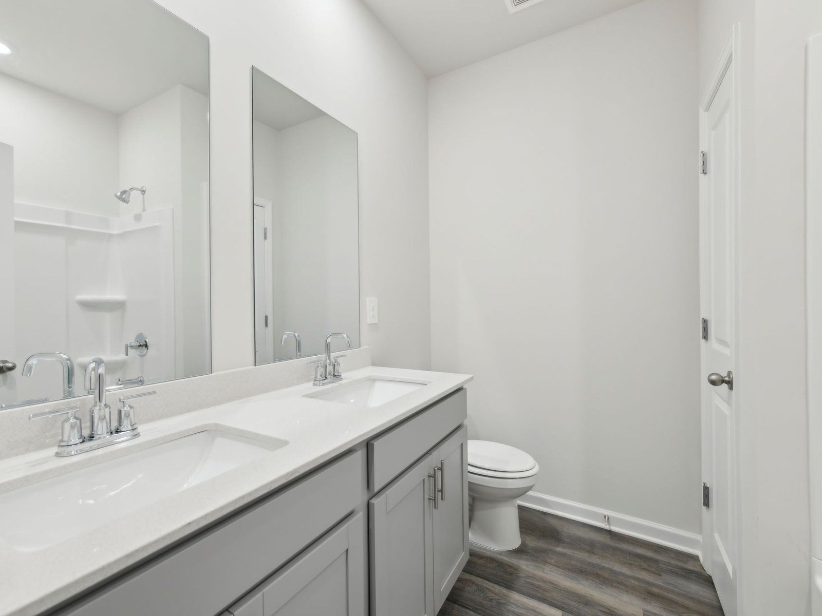 The Northbrook floorplan with the Distinct Gray interior package.