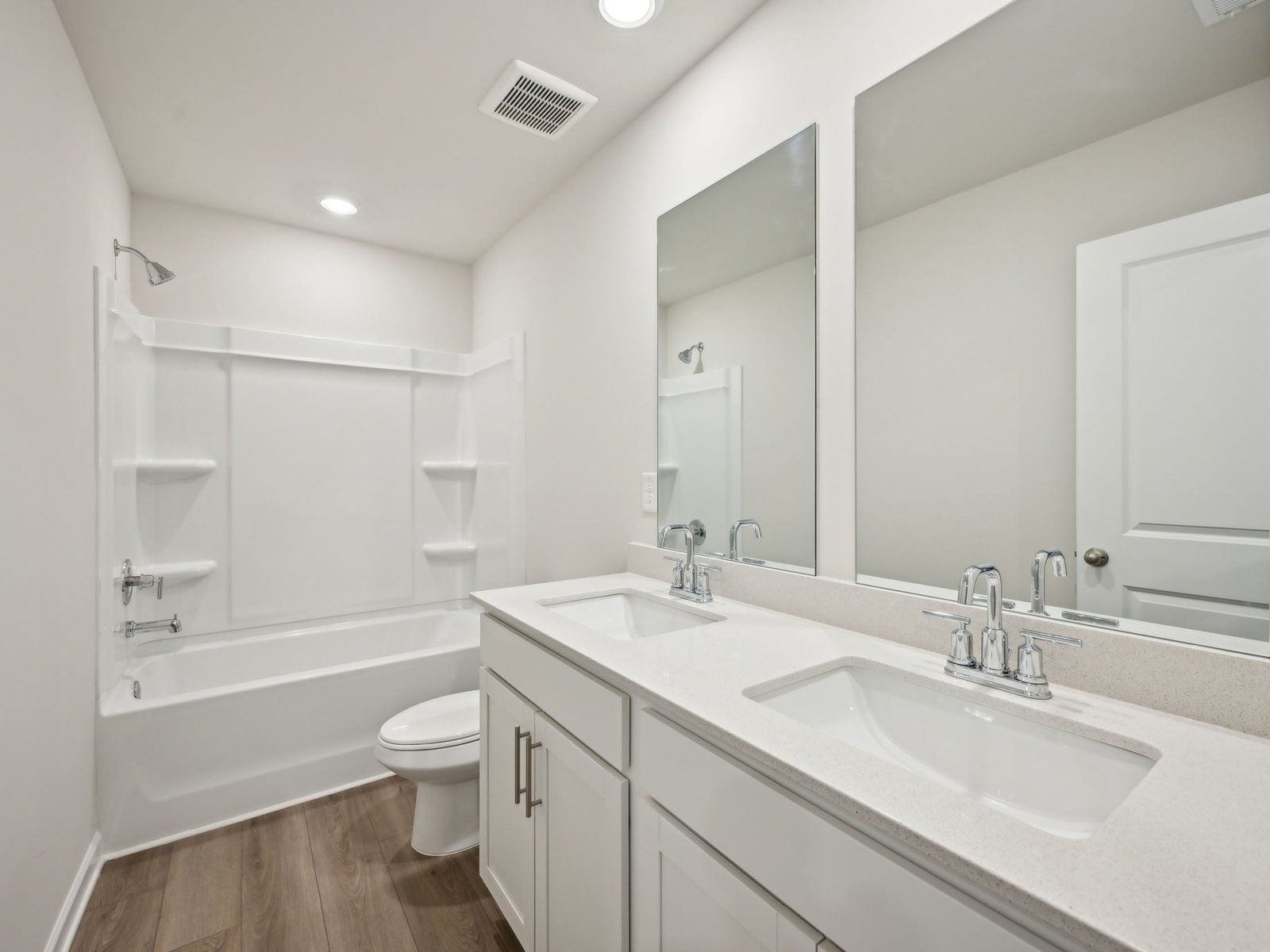 The Sherwood floorplan with the Elemental White interior package.