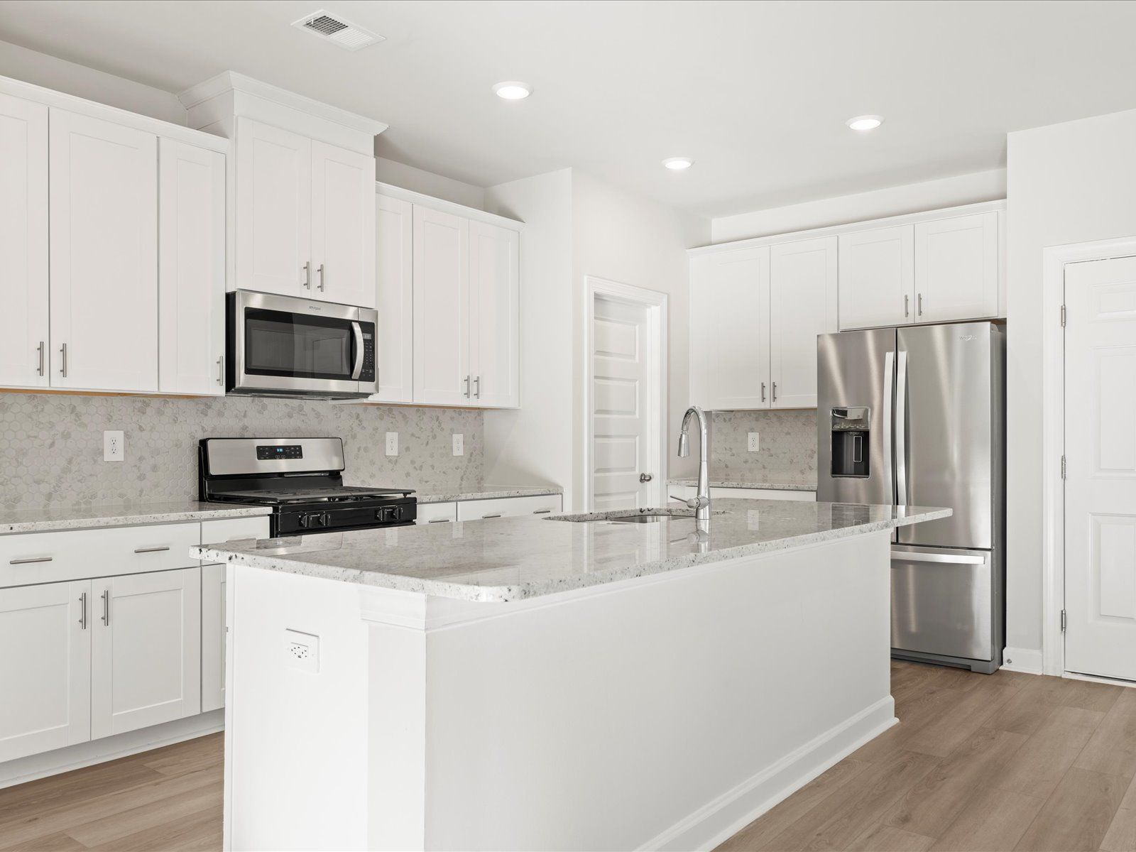 Welcome to the Paisley floorplan at Brayfield Manor - Heritage Collection.