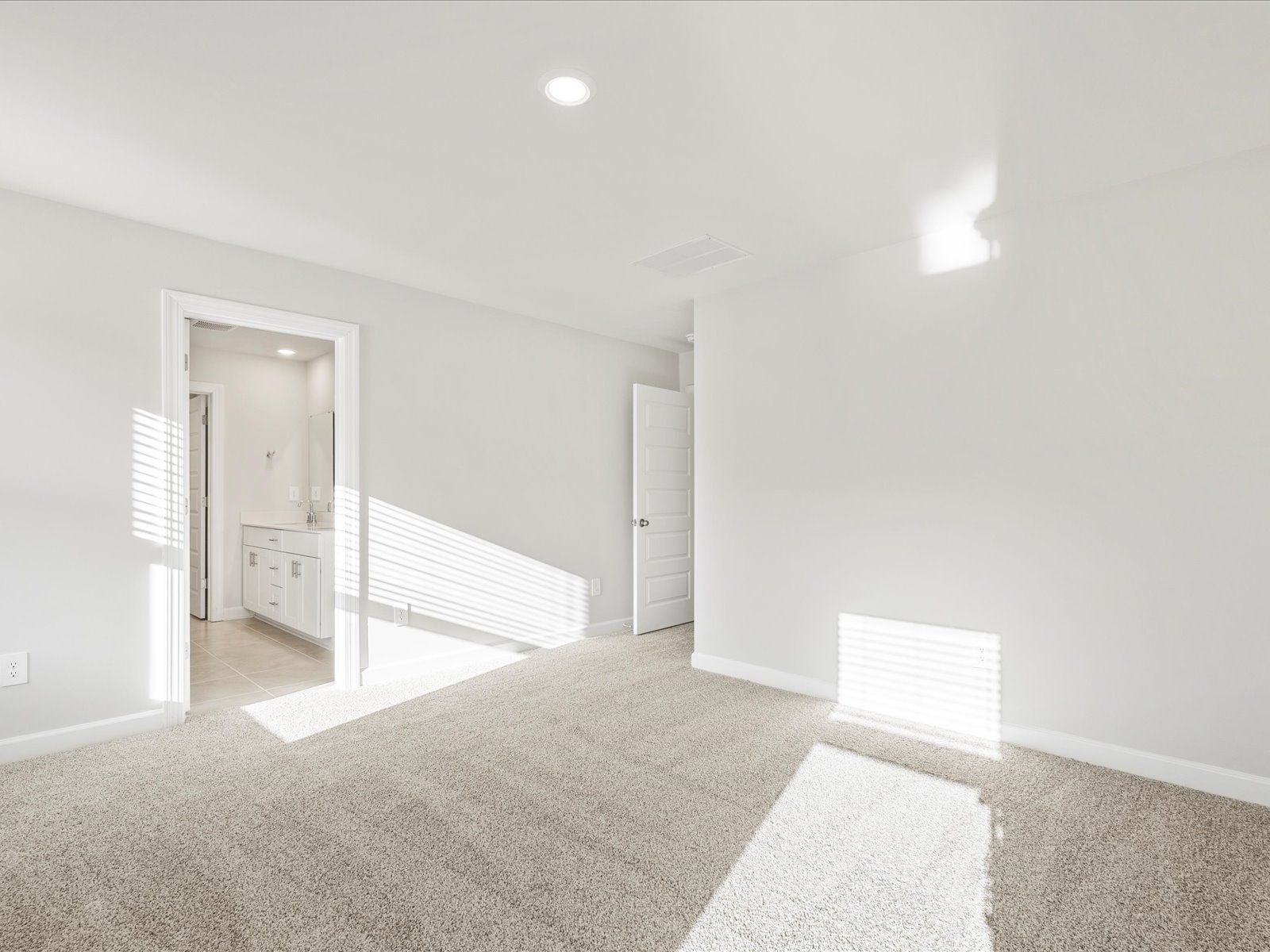 Welcome to the Paisley floorplan at Brayfield Manor - Heritage Collection.