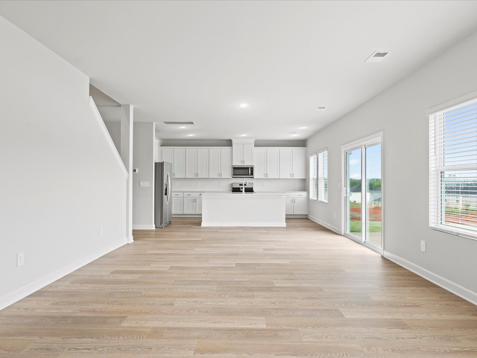 180 Lavinia Circle (Dakota)