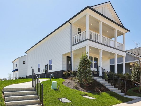 The Branson - Bonus floorplan at Poplar Farms.