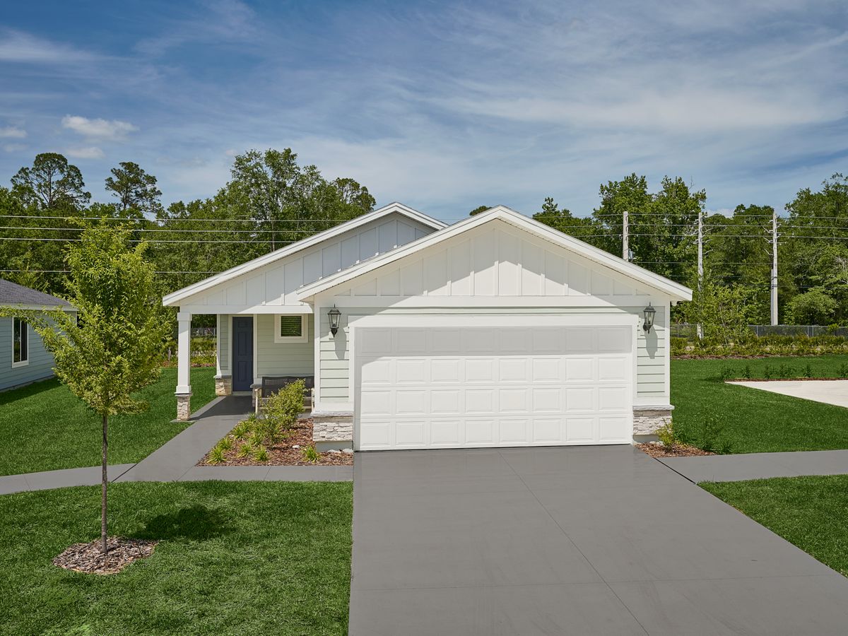 The Acadia floorplan exterior modeled at Kings Preserve.