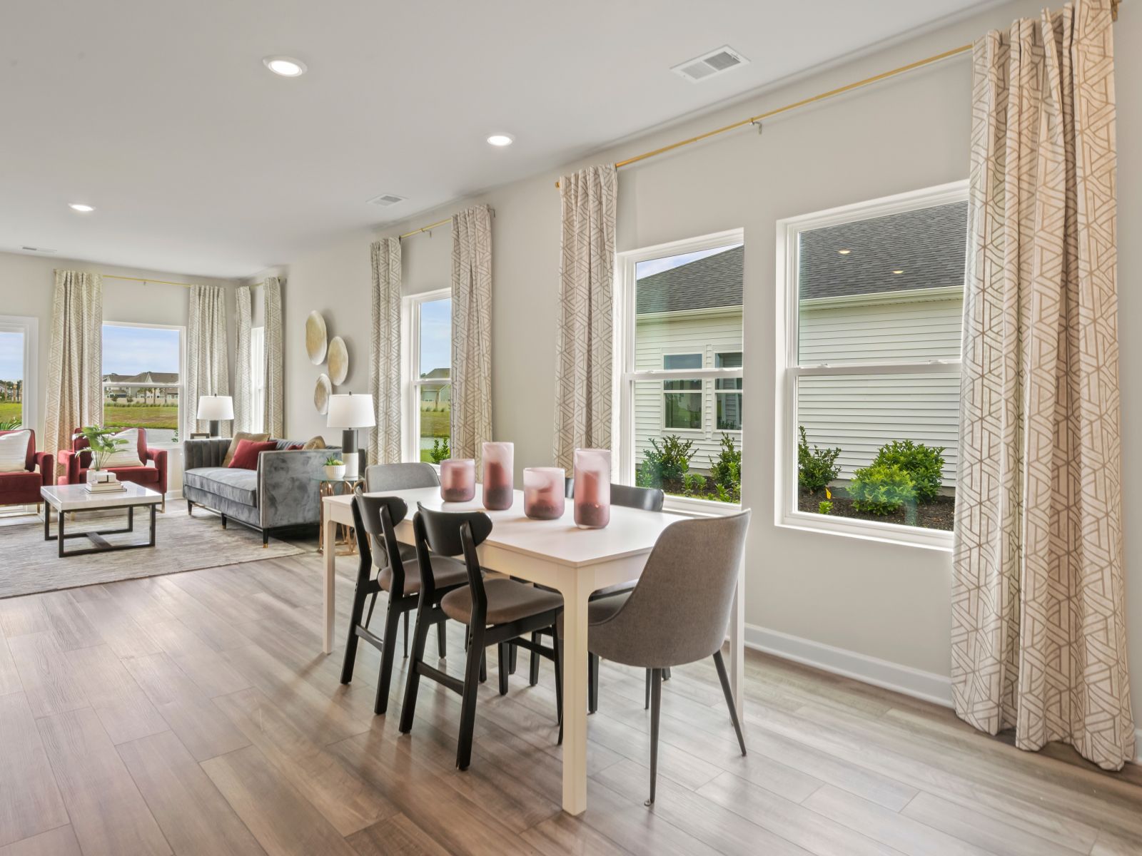 The stunning open-concept floorplan allows for easy flow between the kitchen and dining areas.