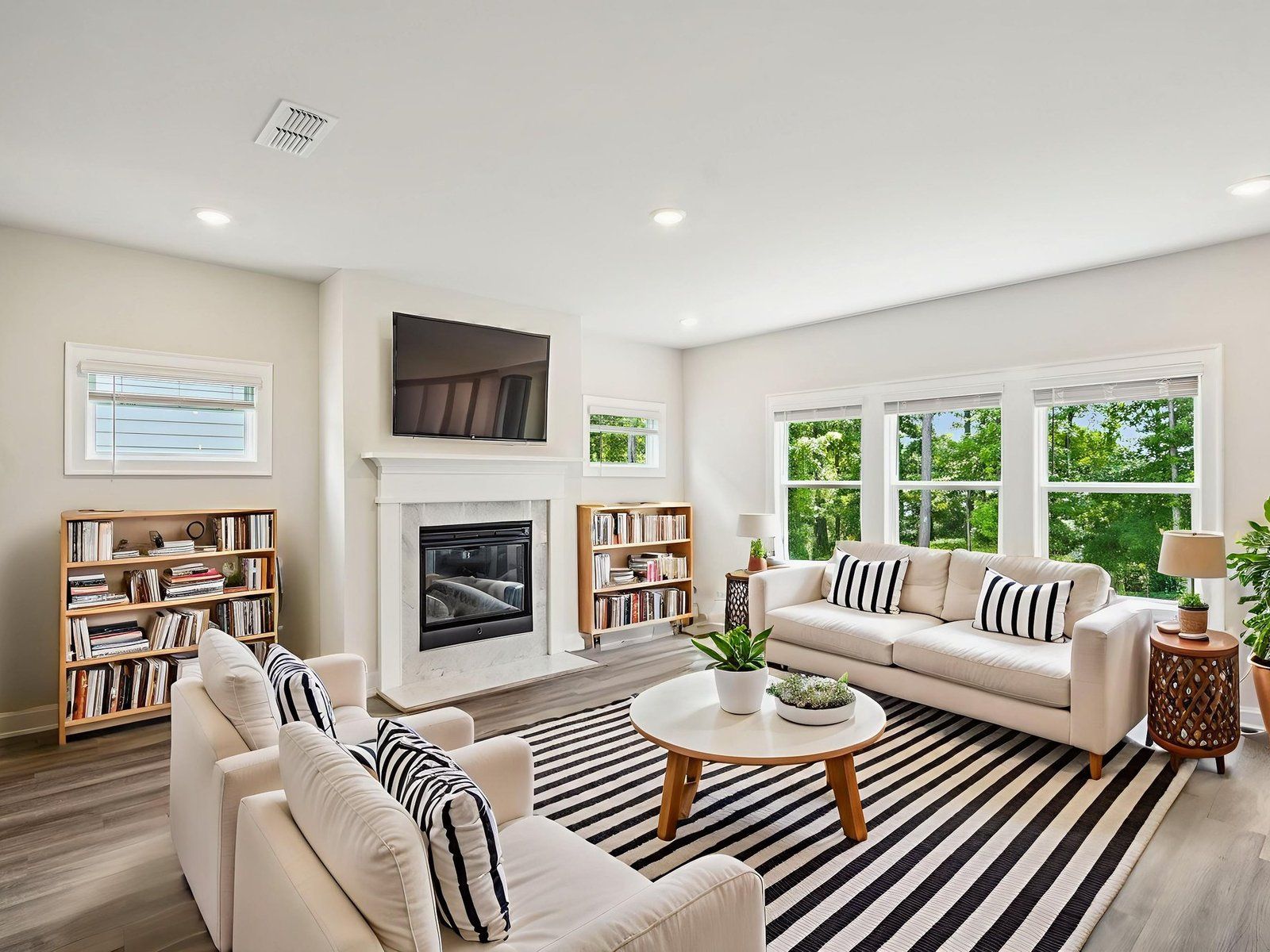 The Taylorsville Basement floorplan with the Distinct Gray interior package.