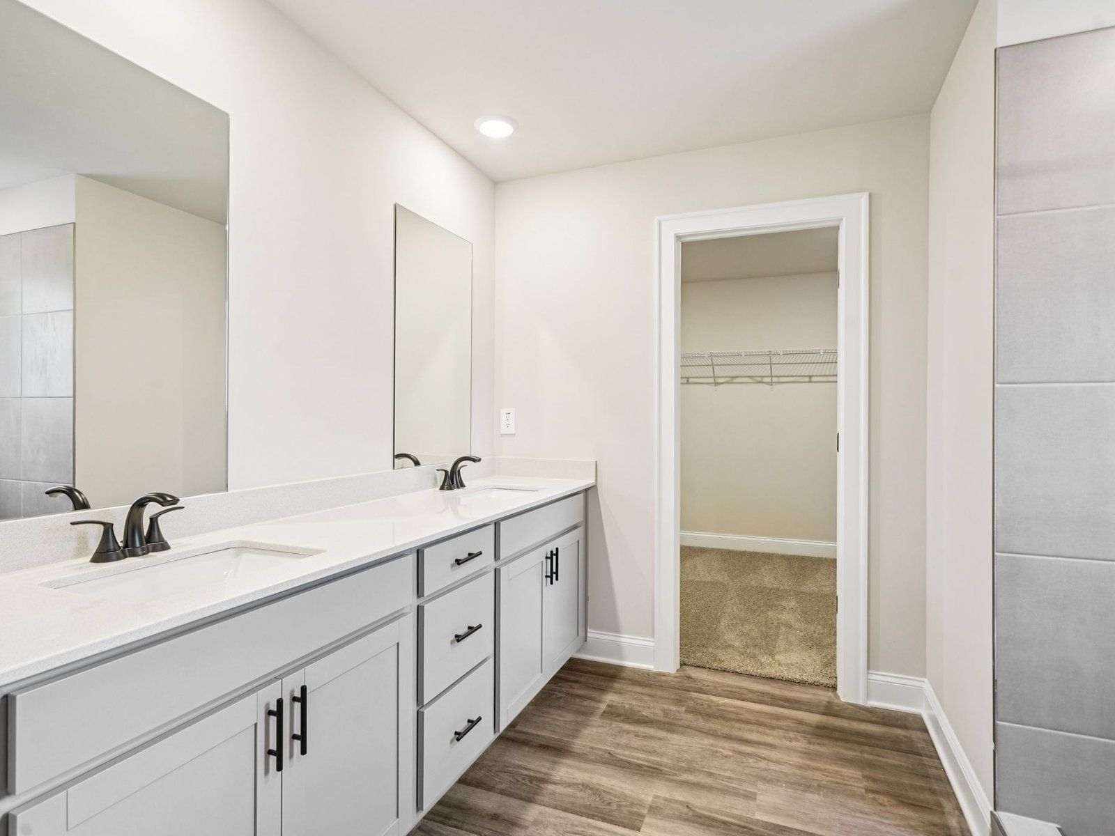 The Taylorsville Basement floorplan with the Distinct Gray interior package.