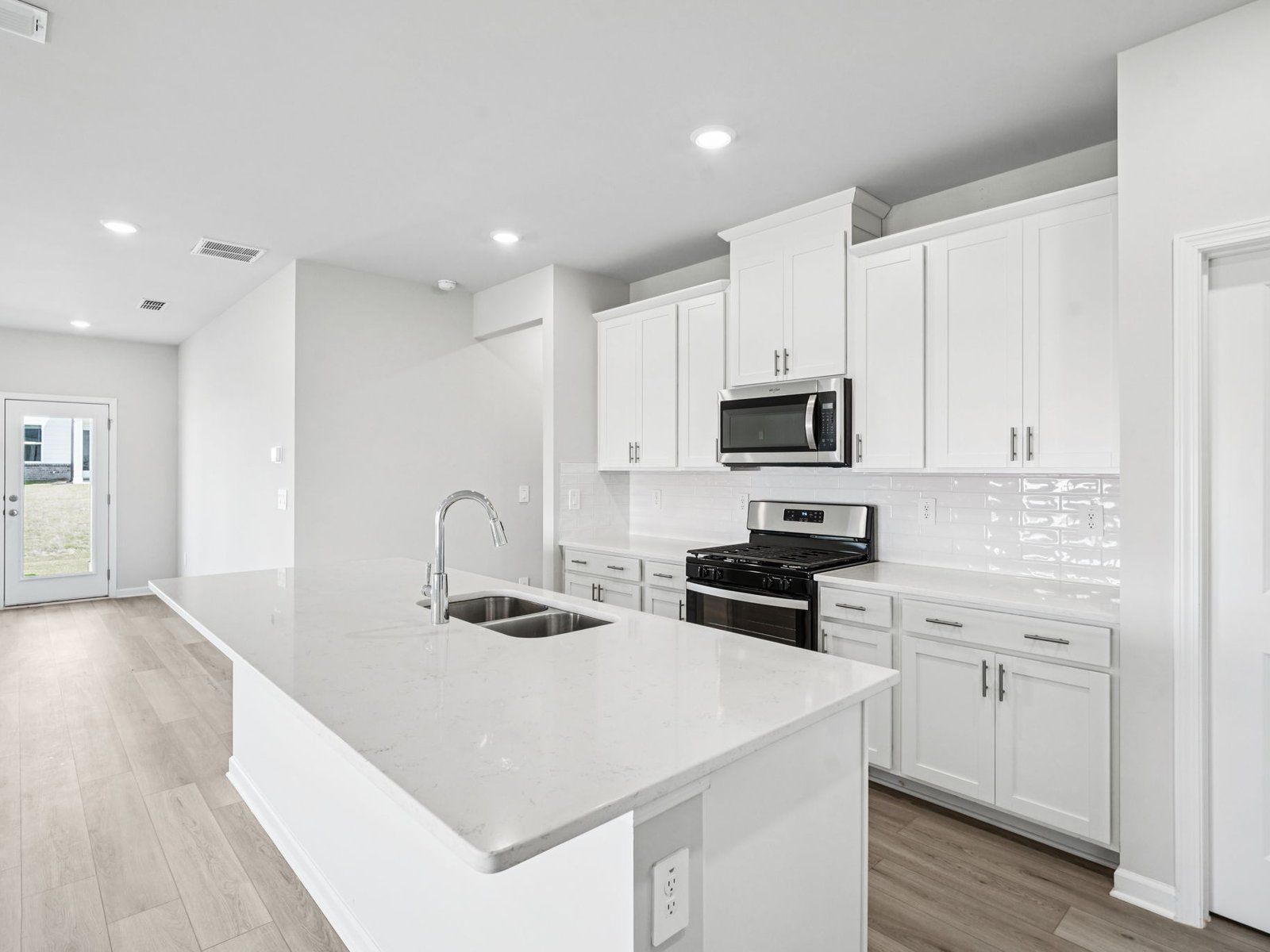 The Paisley floorplan with the Clarity Linen interior package.