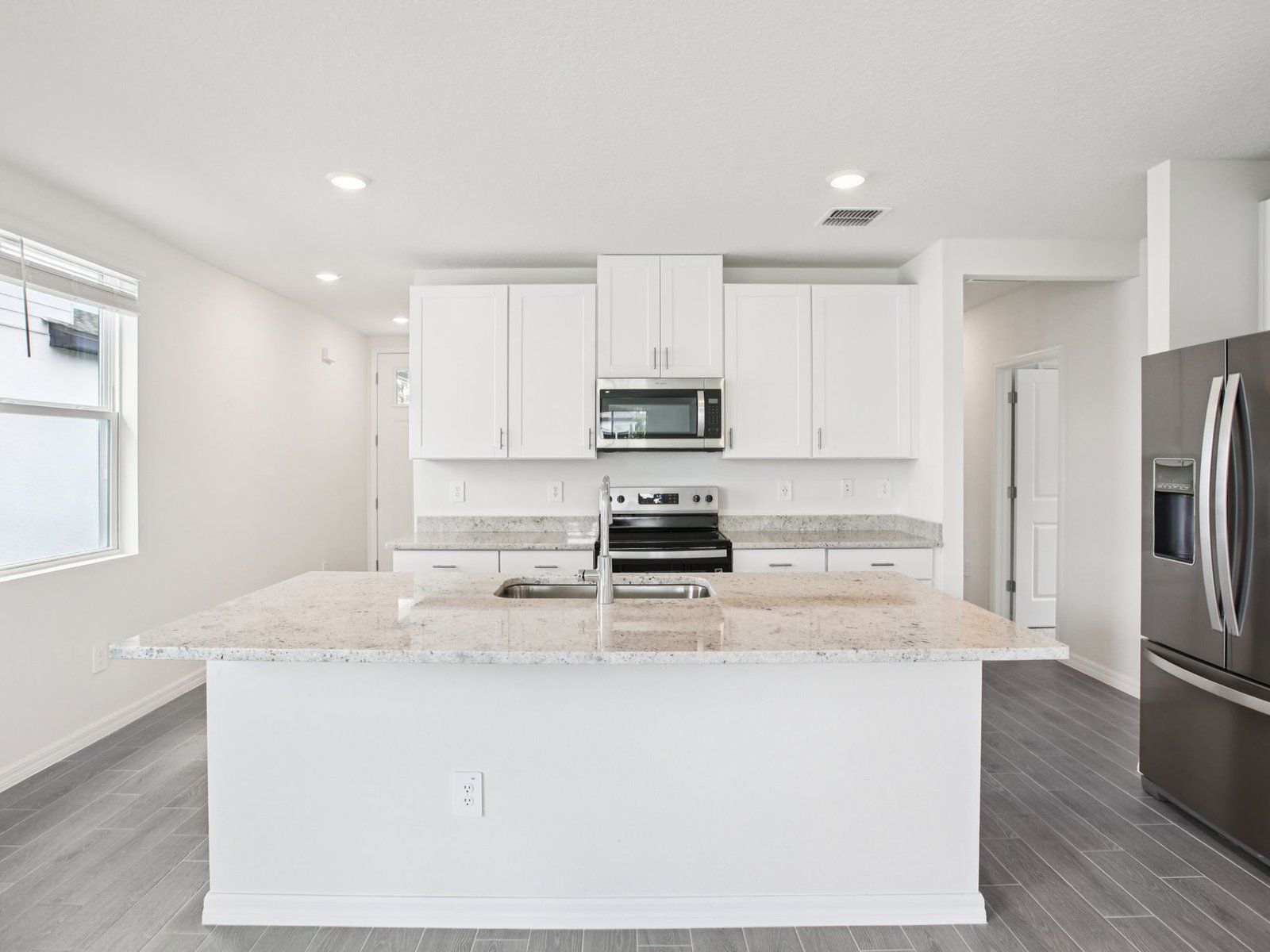 1817 BREKEY WAY (Acadia)