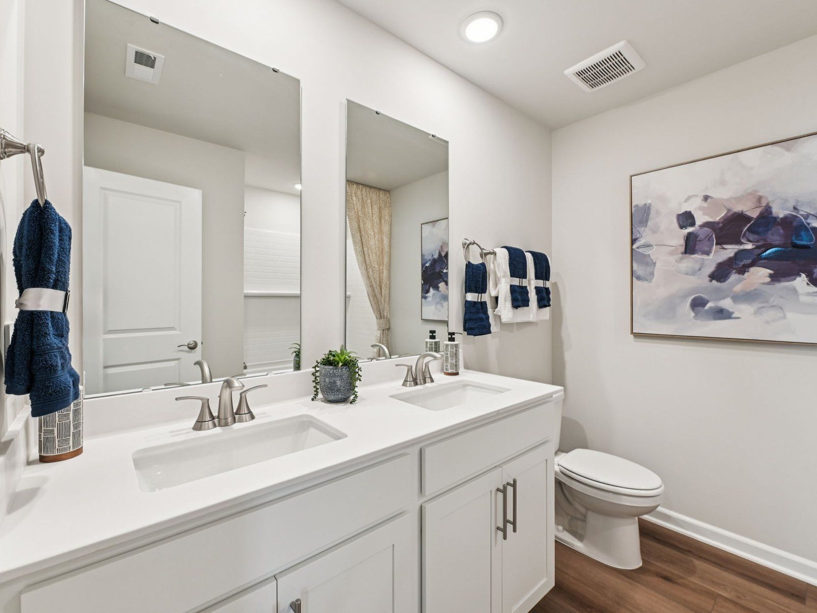 Secondary bathroom in the Taylorsville floorplan at a Meritage Homes community in Mebane, NC.