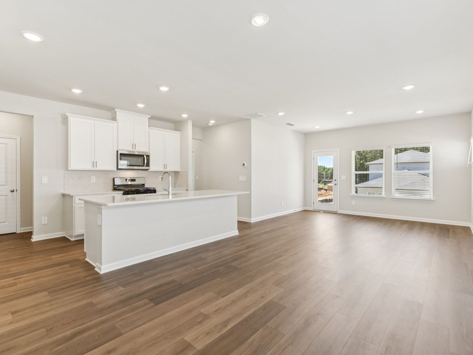 The Roswell floorplan with the Balanced White interior package.