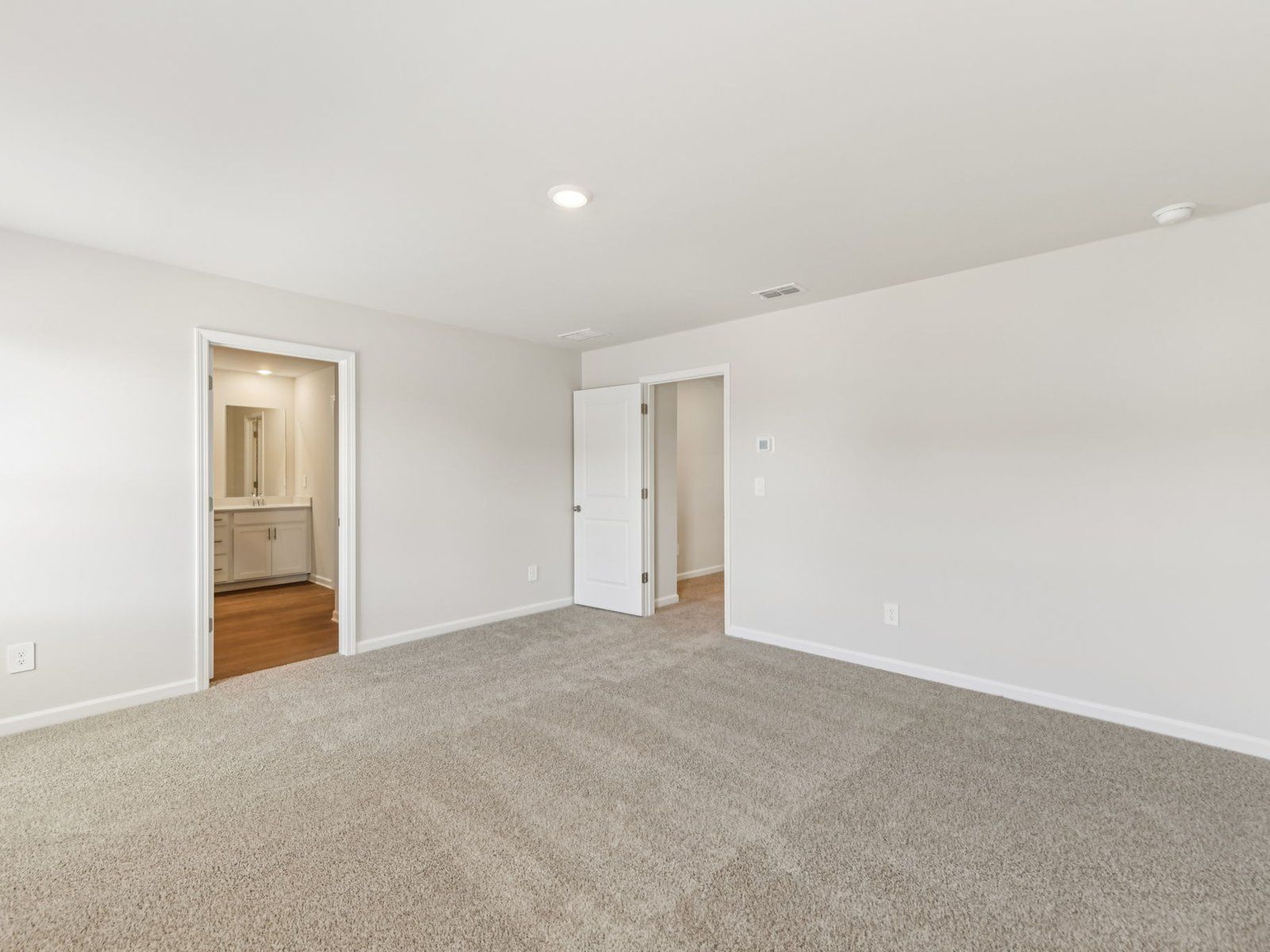 The Roswell floorplan with the Balanced White interior package.