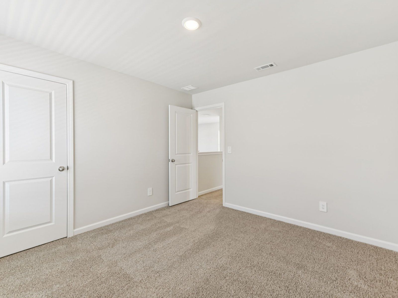 The Roswell floorplan with the Balanced White interior package.