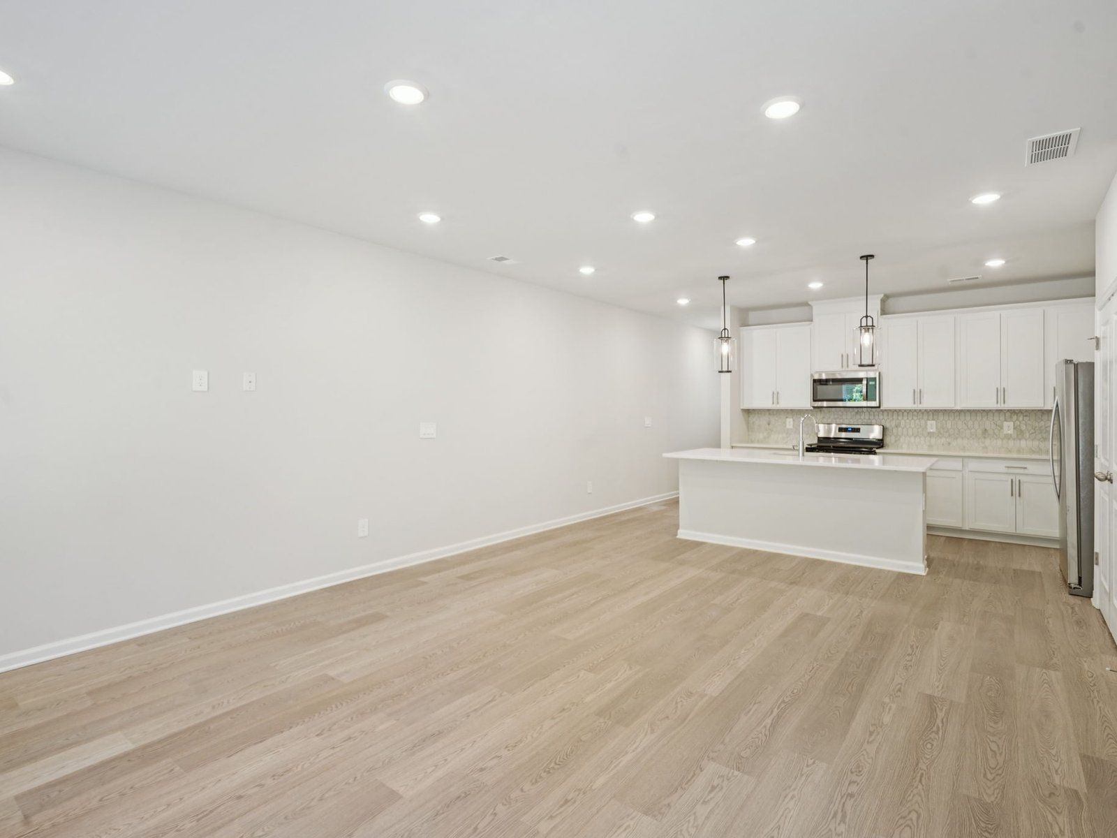The Jewel floorplan with the Divine White interior package.