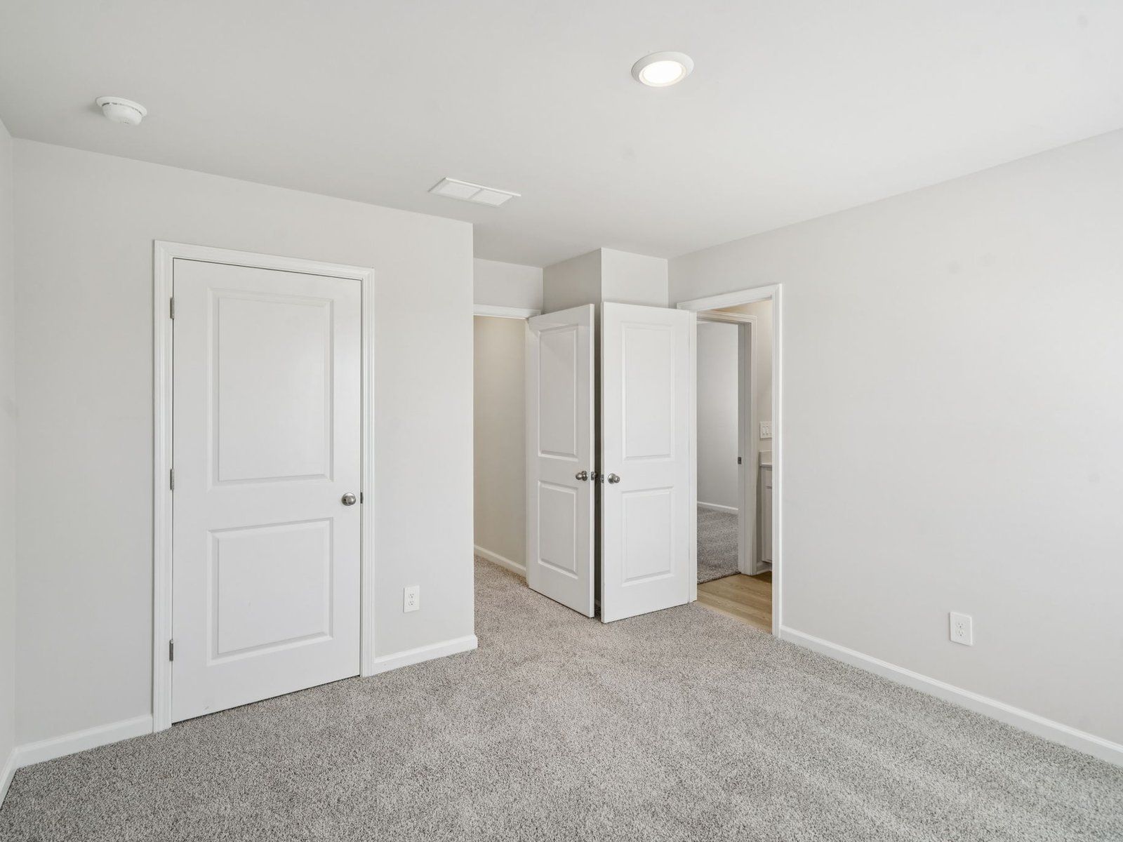 The Jewel floorplan with the Divine White interior package.