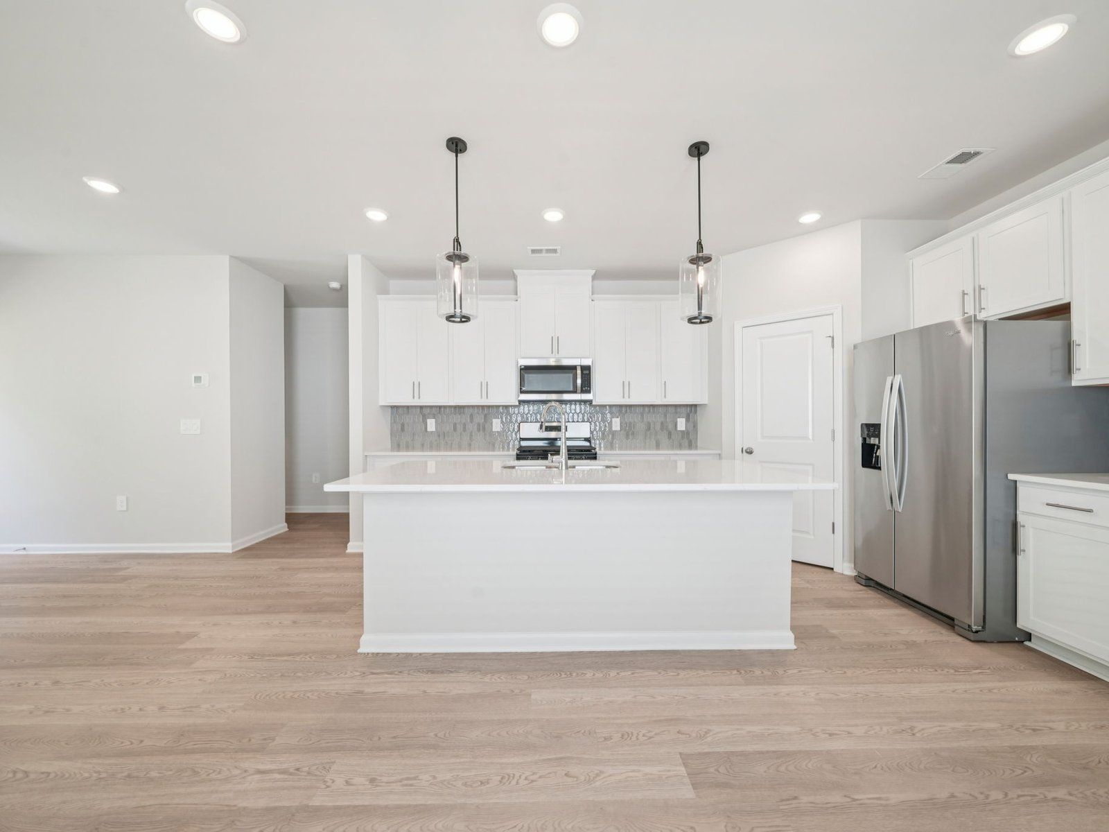 Oakland End Unit - Avalon - Parc Series: Conyers, Georgia - Meritage Homes