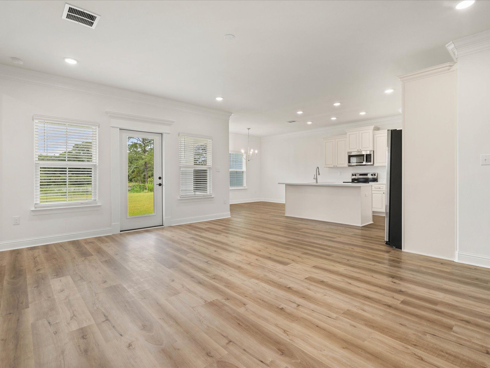 10501 Glade Cove (Coral)